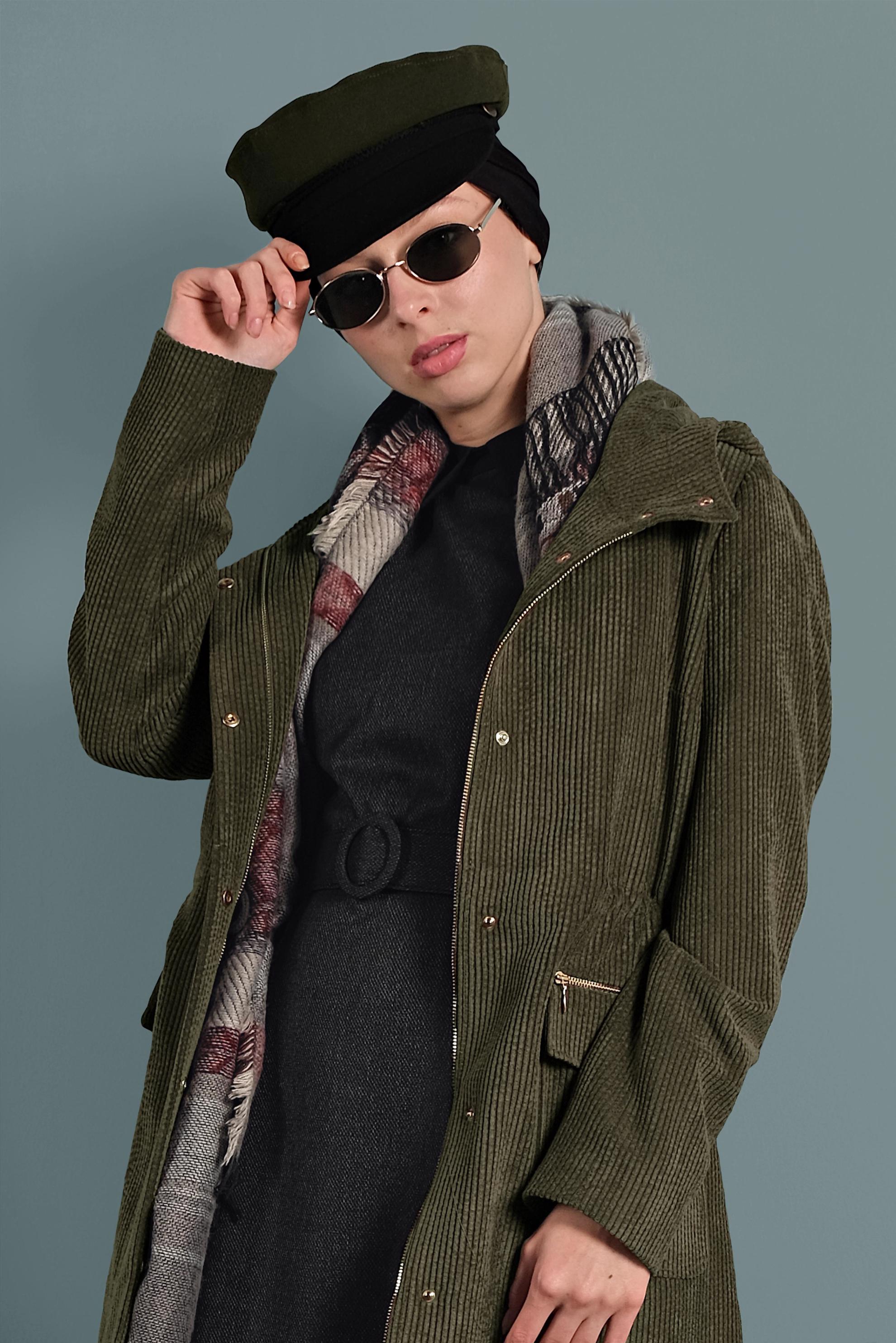 Tesettür giyim HAKİ FİTİLLİ KADİFE CEPLİ TRENÇKOT 10141