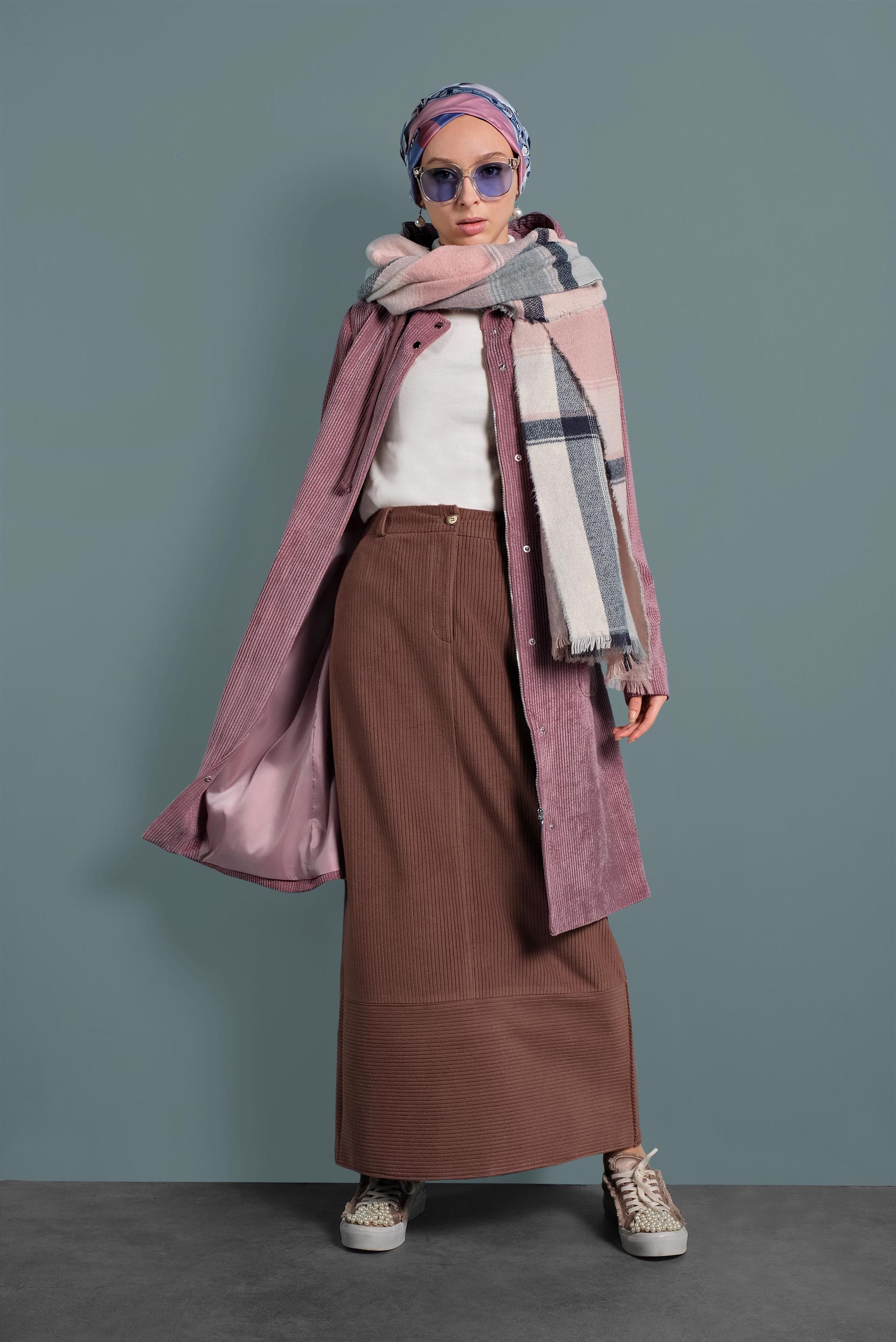 Tesettür giyim PEMBE FİTİLLİ KADİFE CEPLİ TRENÇKOT 10141