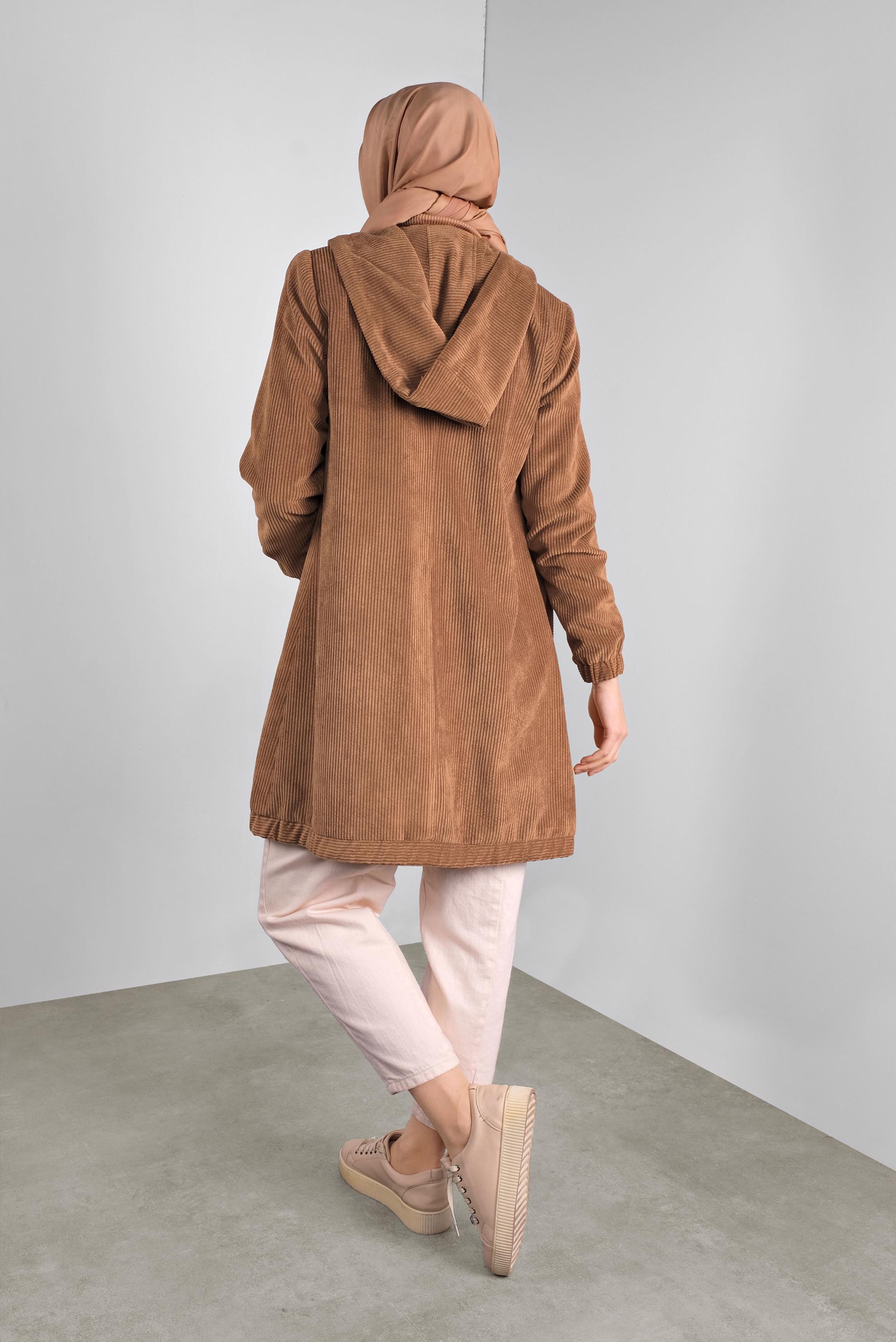 Tesettür giyim TABA FİTİLLİ KADİFE KAPÜŞONLU TRENÇKOT 10142