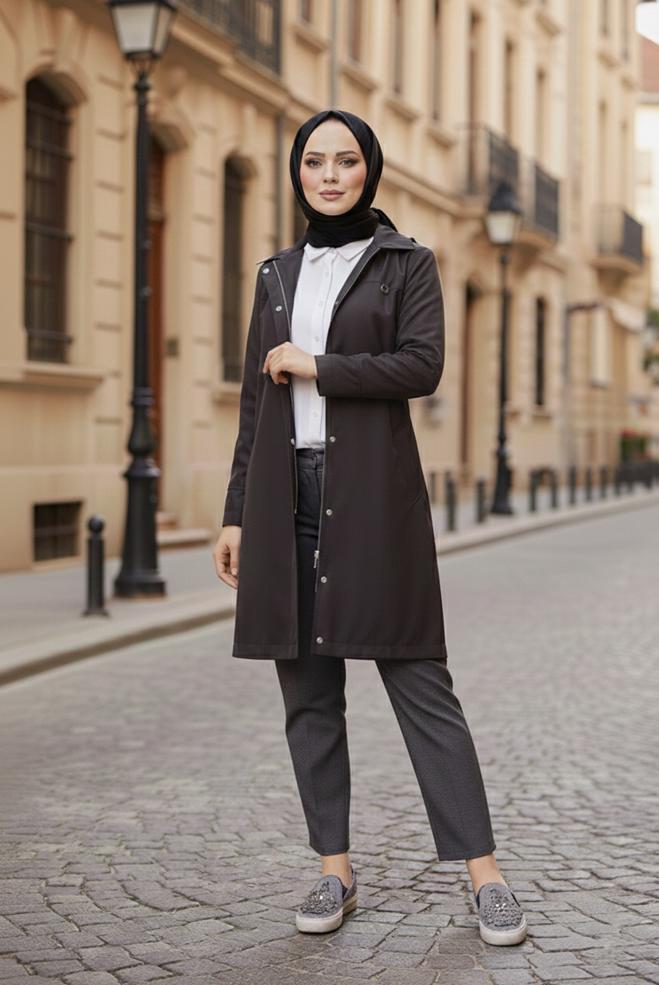 Tesettür giyim KAHVE KAPÜŞONLU FERMUARLI TRENÇKOT 10146  - ALVİNA