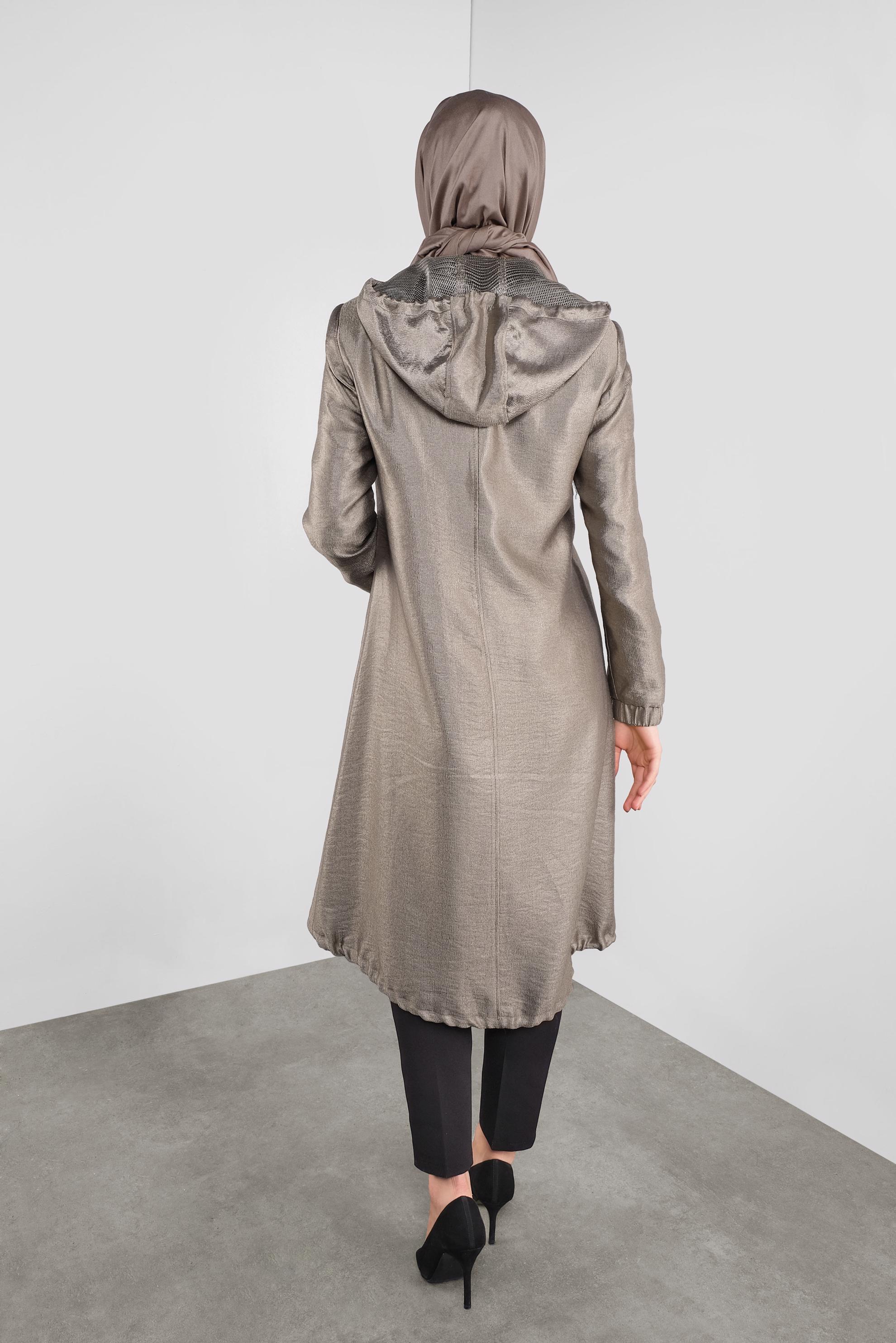 Tesettür giyim VİZON BÜZGÜLÜ KAPÜŞONLU  TRENÇKOT 10173 