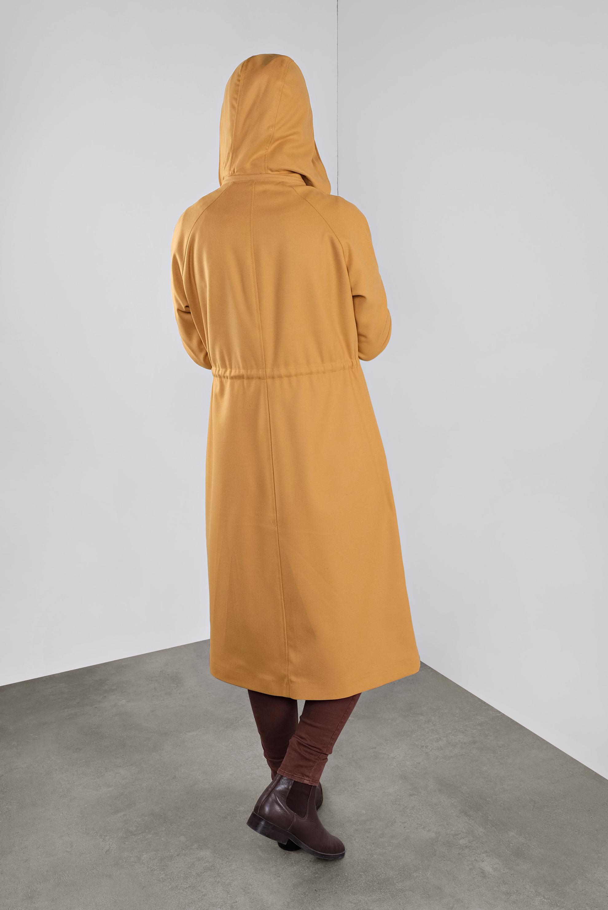 Tesettür giyim TURUNCU BELİ BÜZGÜLÜ KAPÜŞONLU TRENÇKOT 10289 