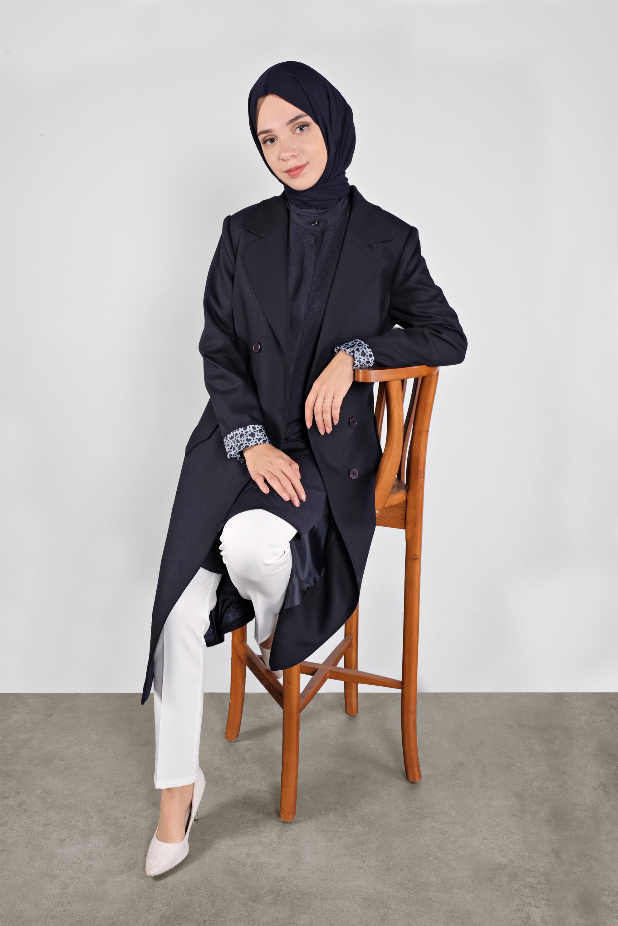 Tesettür giyim LACİVERT KRUVAZE YAKA DÜĞMELİ TRENÇKOT 10293