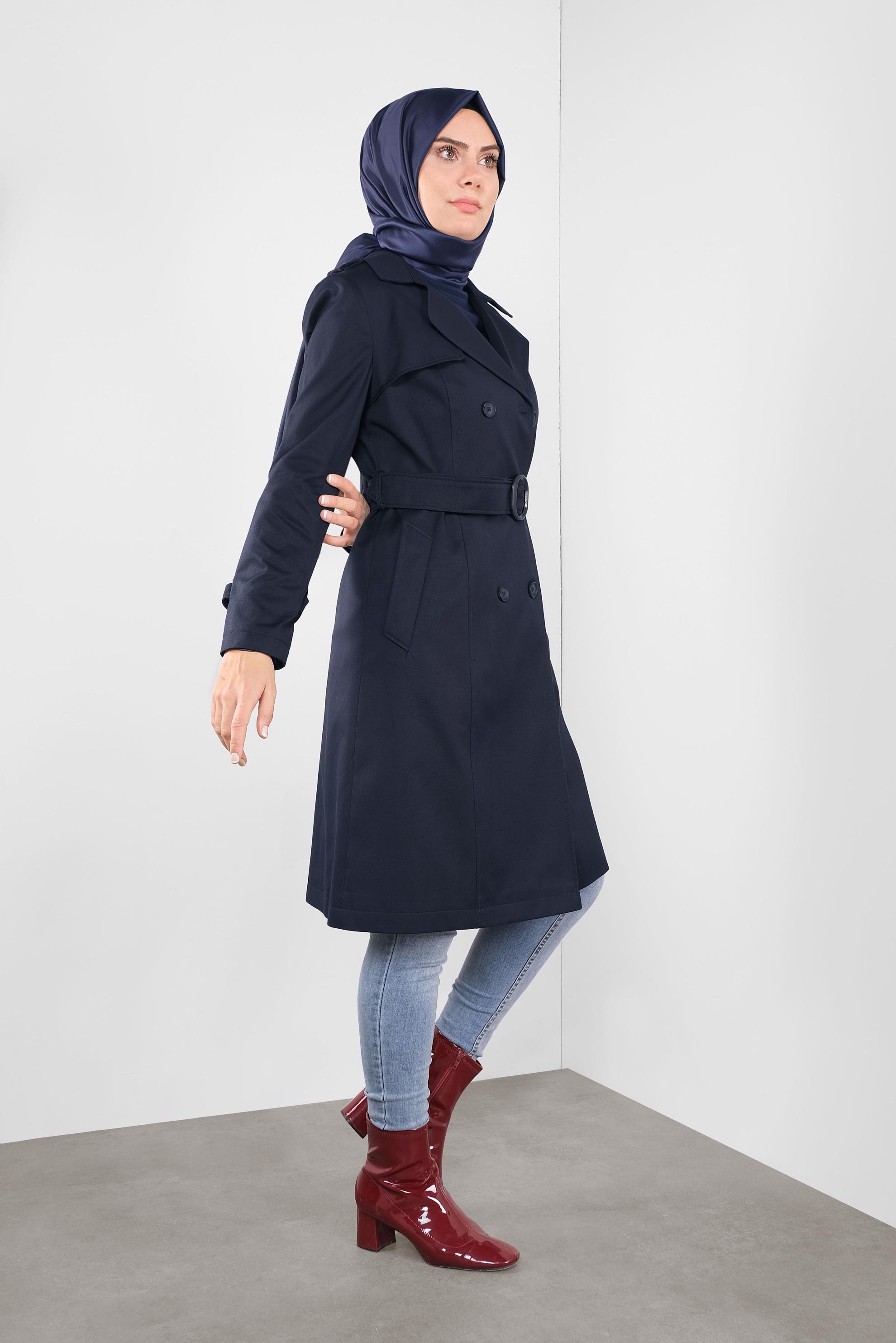 Tesettür giyim LACİVERT DÜĞMELİ KRUVAZE YAKA TRENÇKOT 10306 