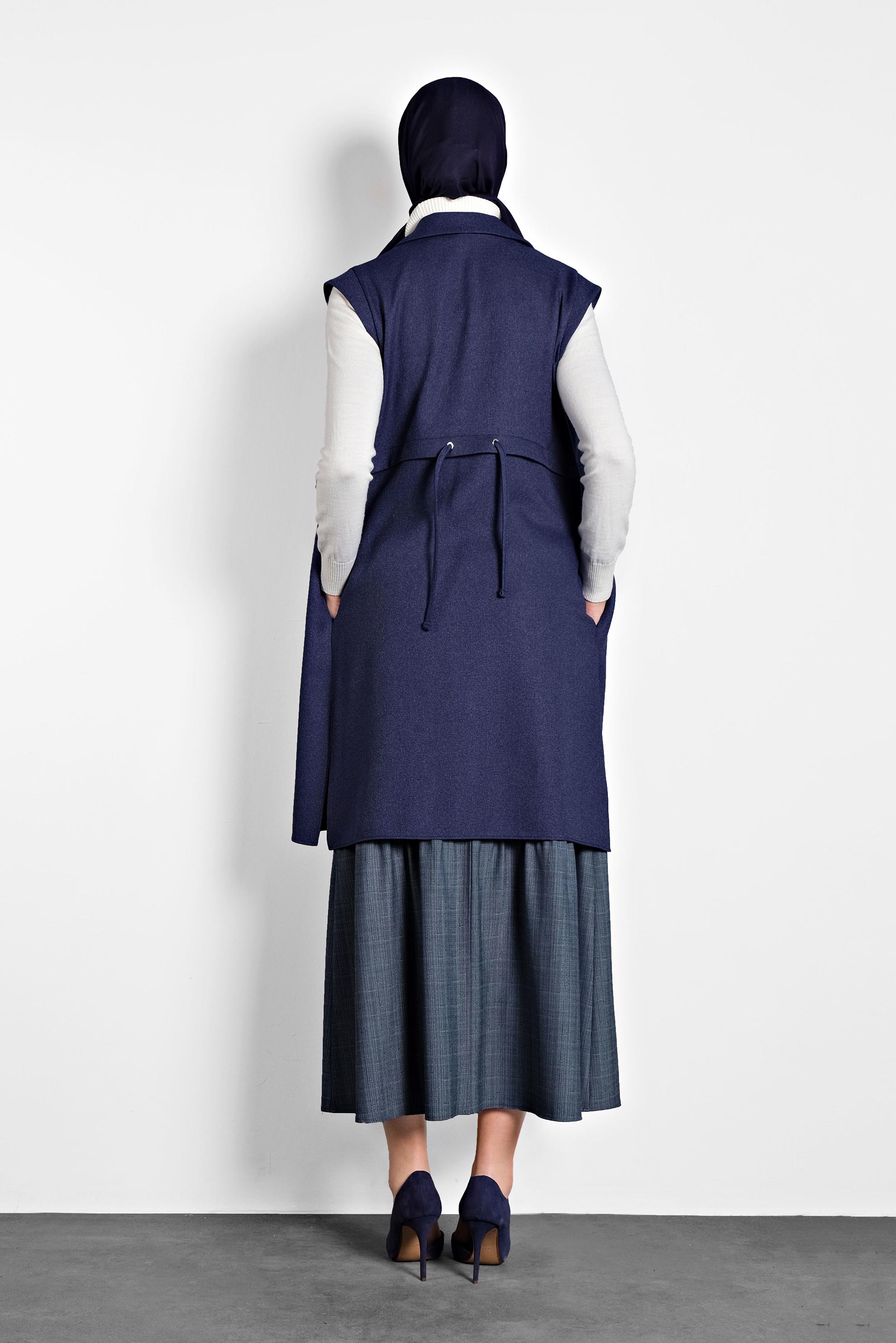 Tesettür giyim LACİVERT BAĞCIKLI DÜĞMELİ YELEK 40121