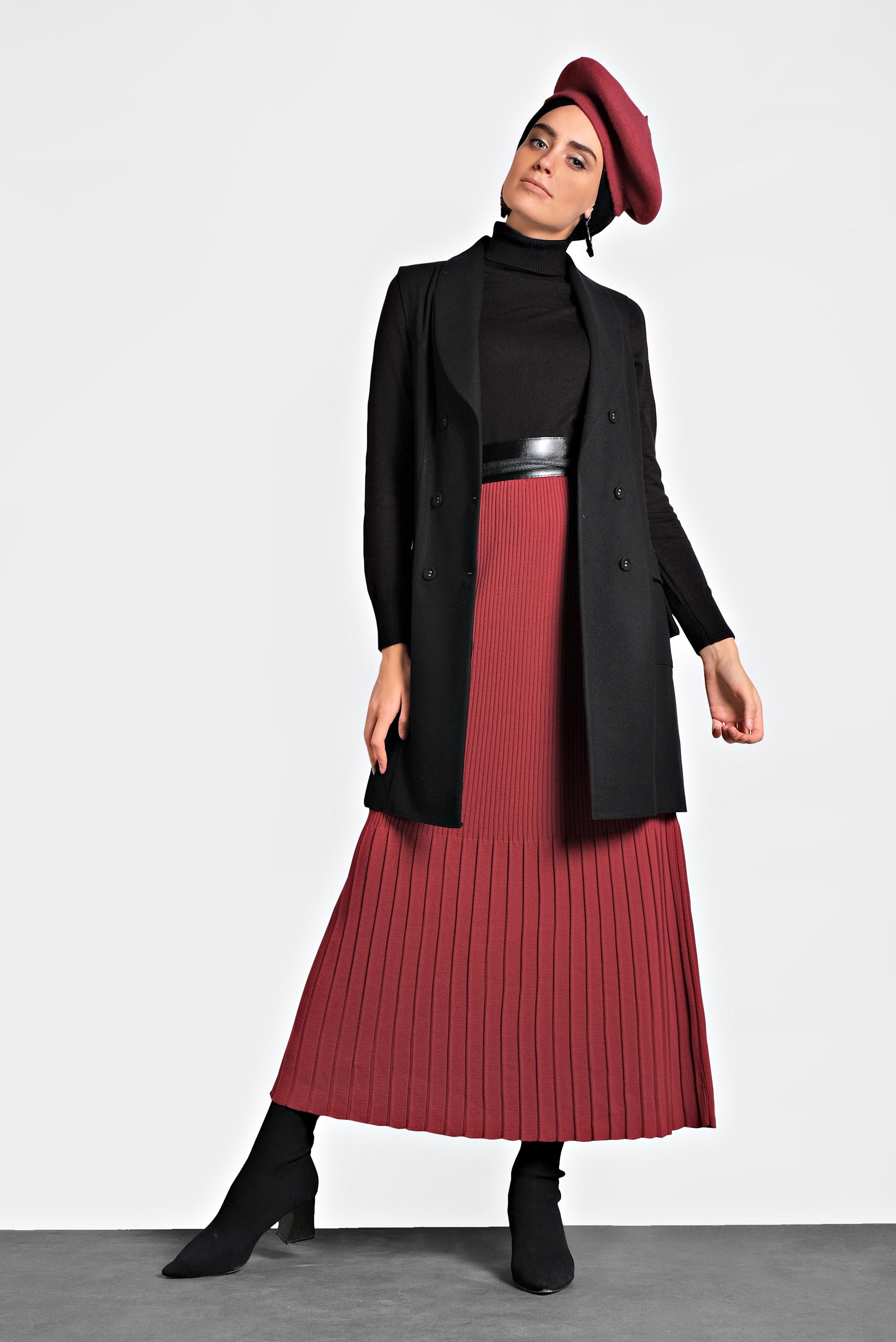 Tesettür giyim SİYAH DÜĞMELİ KEMERLİ YELEK 40122 