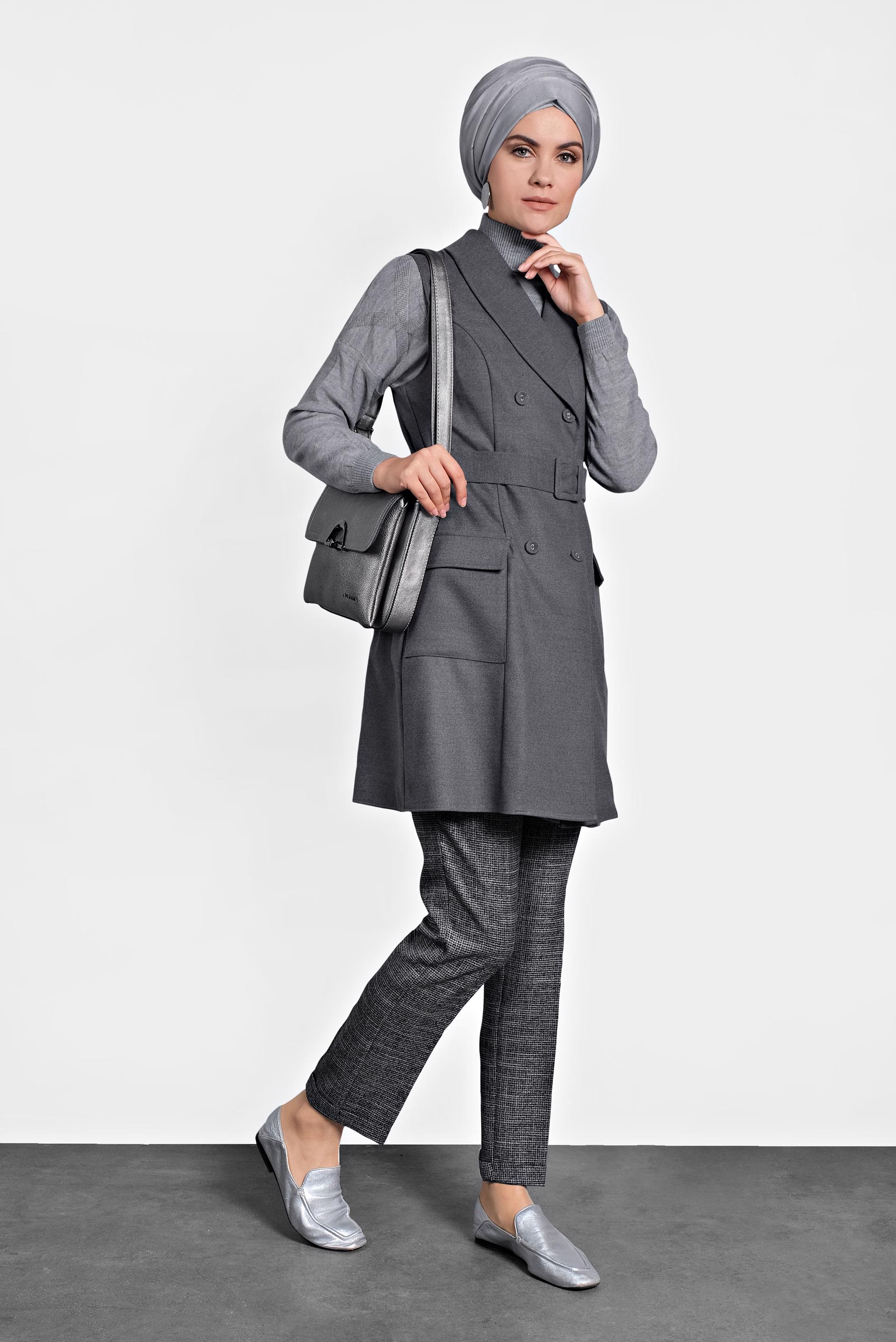 Tesettür giyim GRİ DÜĞMELİ KEMERLİ YELEK 40122 