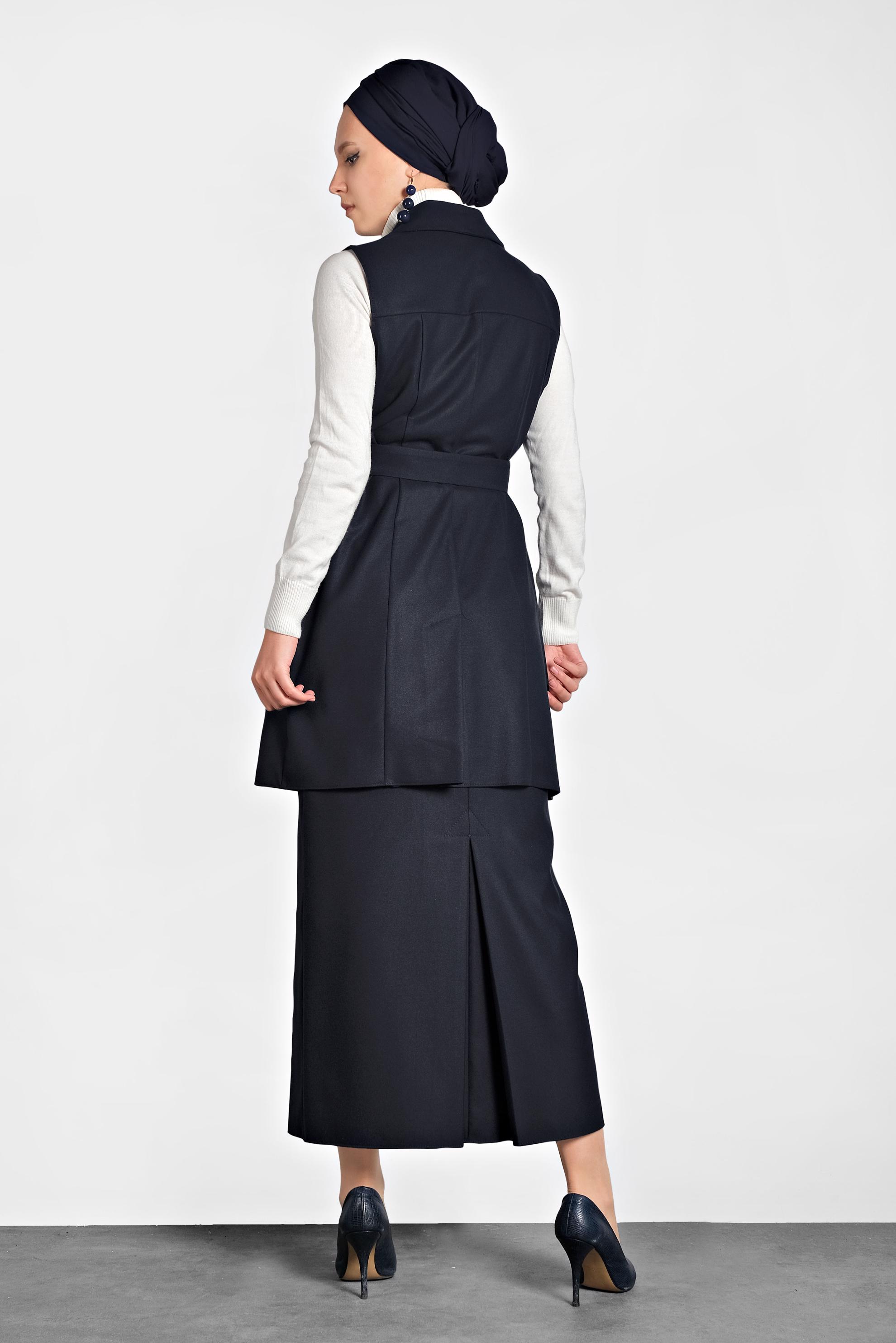 Tesettür giyim LACİVERT DÜĞMELİ KEMERLİ YELEK 40122 