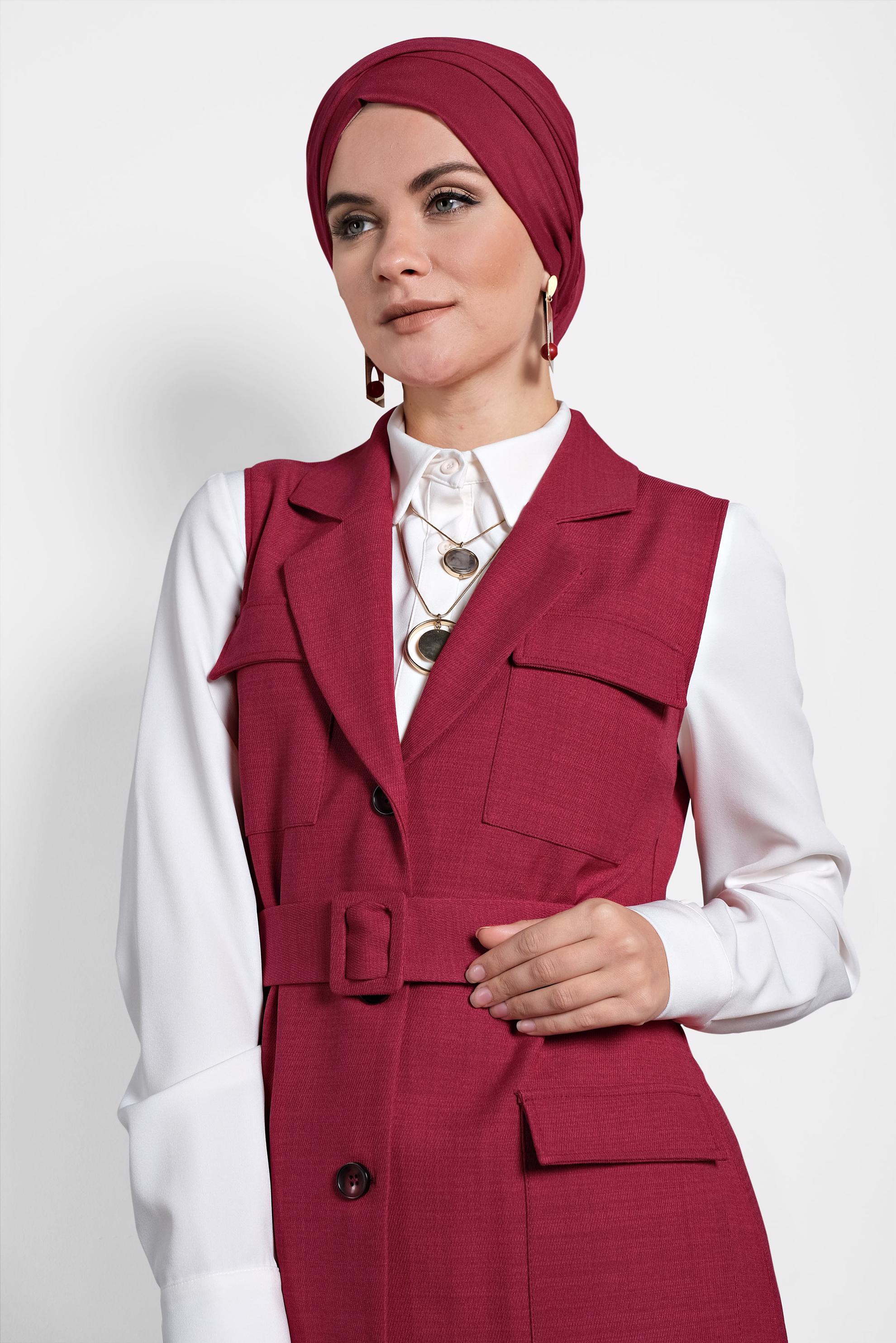 Tesettür giyim KIRMIZI KEMERLİ DÜĞMELİ YELEK 40128