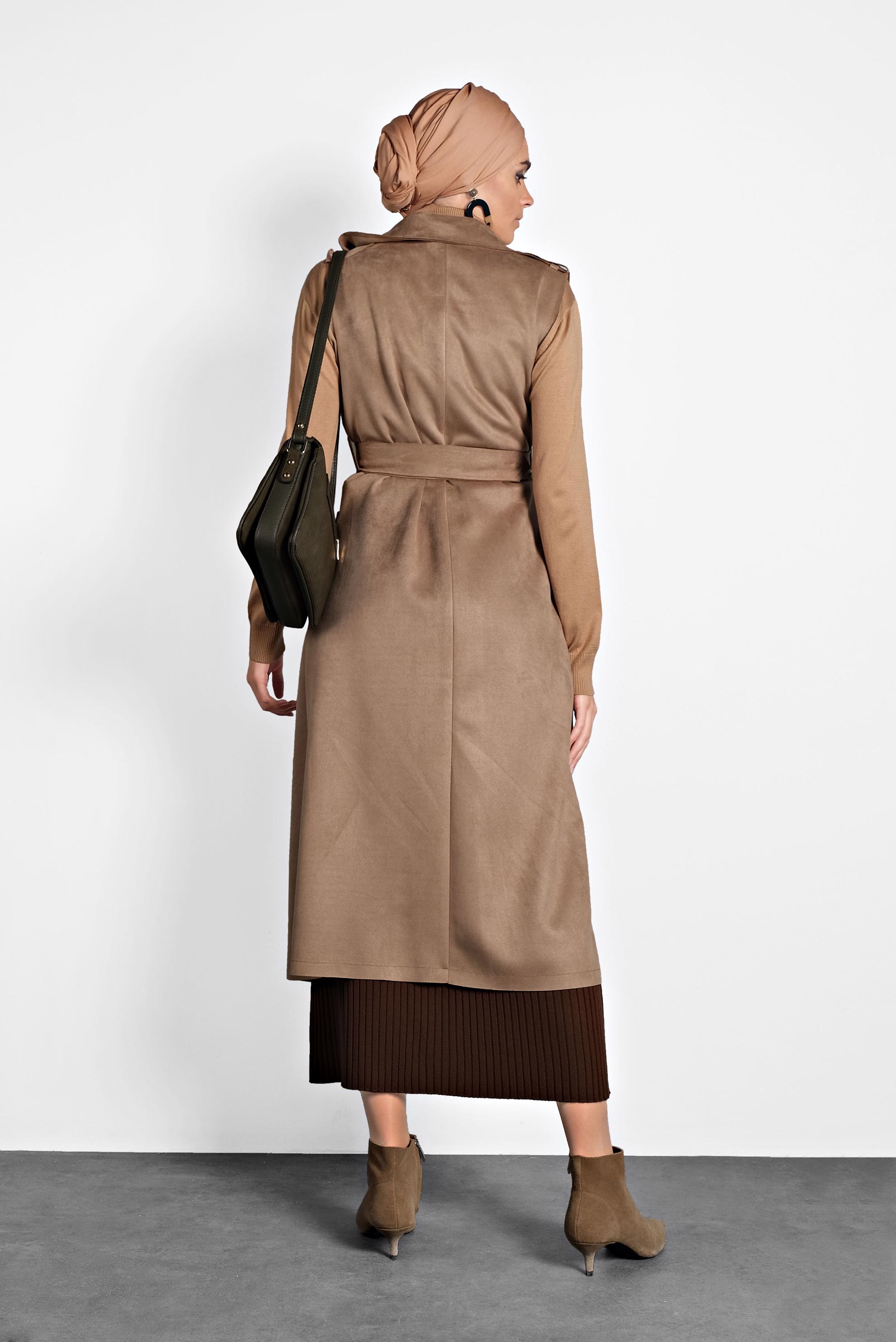 Tesettür giyim BEJ KEMERLİ CEPLİ SÜET YELEK 40241