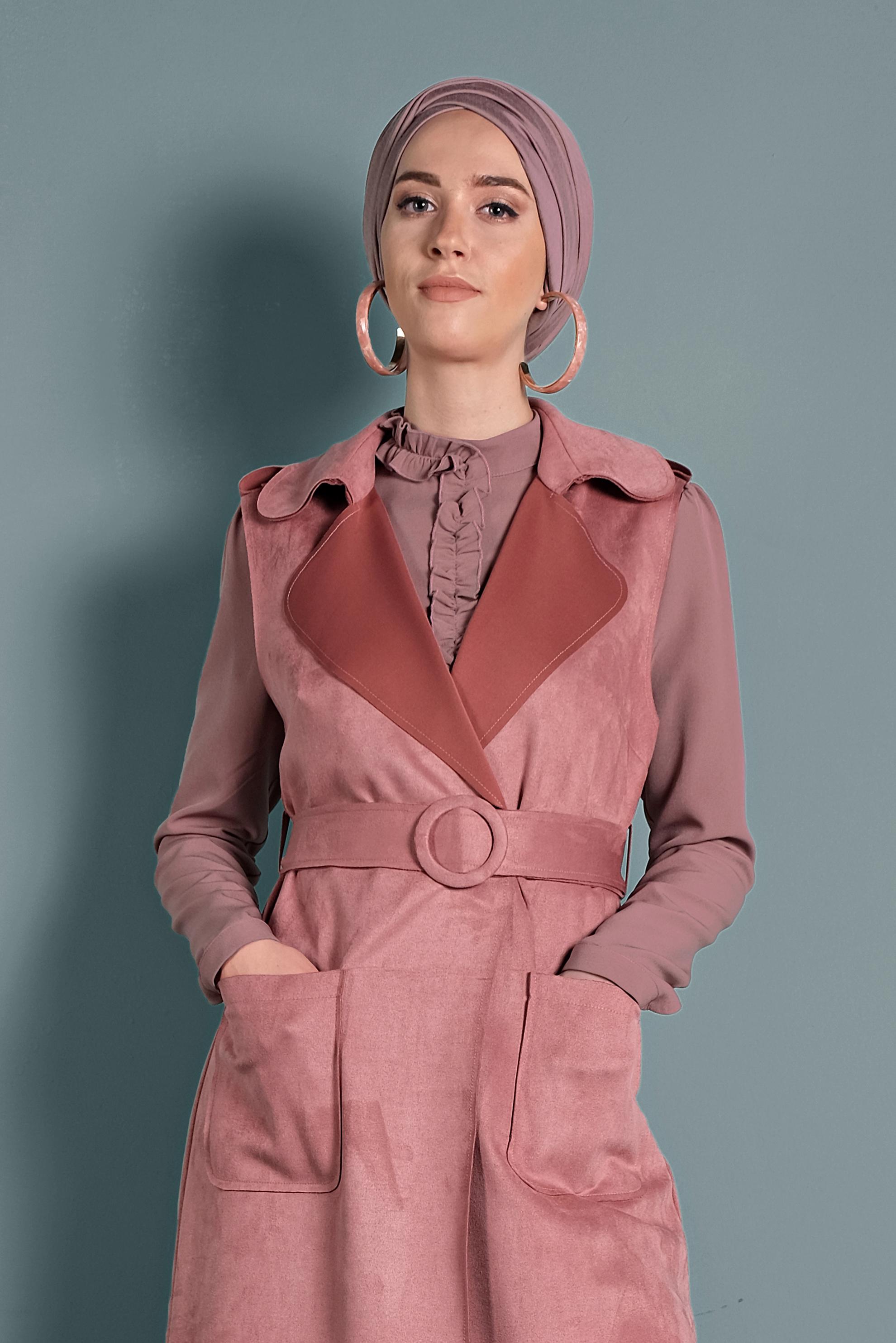 Tesettür giyim PUDRA KEMERLİ CEPLİ SÜET YELEK 40241