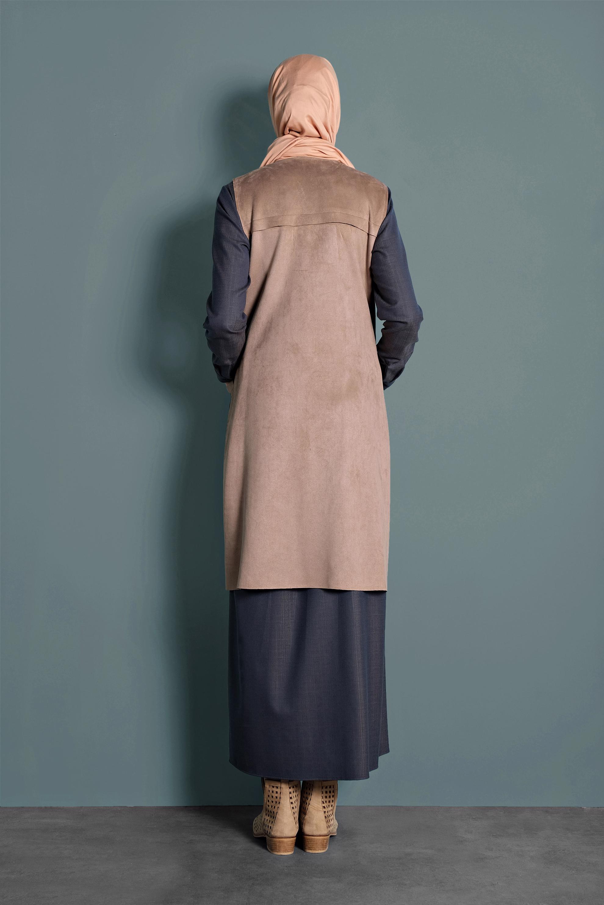 Tesettür giyim VİZON PÜSKÜL CEP DETAYLI SÜET YELEK 40260