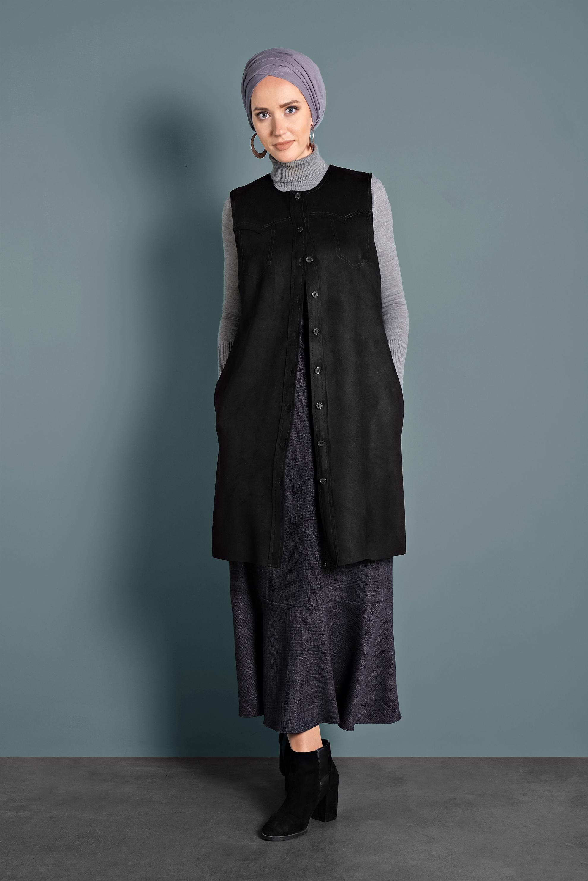 Tesettür giyim SİYAH DÜĞMELİ SÜET YELEK 40261