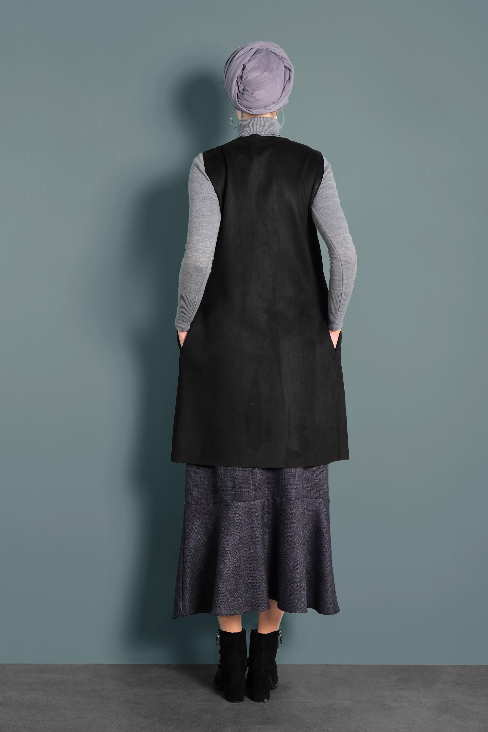 Tesettür giyim SİYAH DÜĞMELİ SÜET YELEK 40261