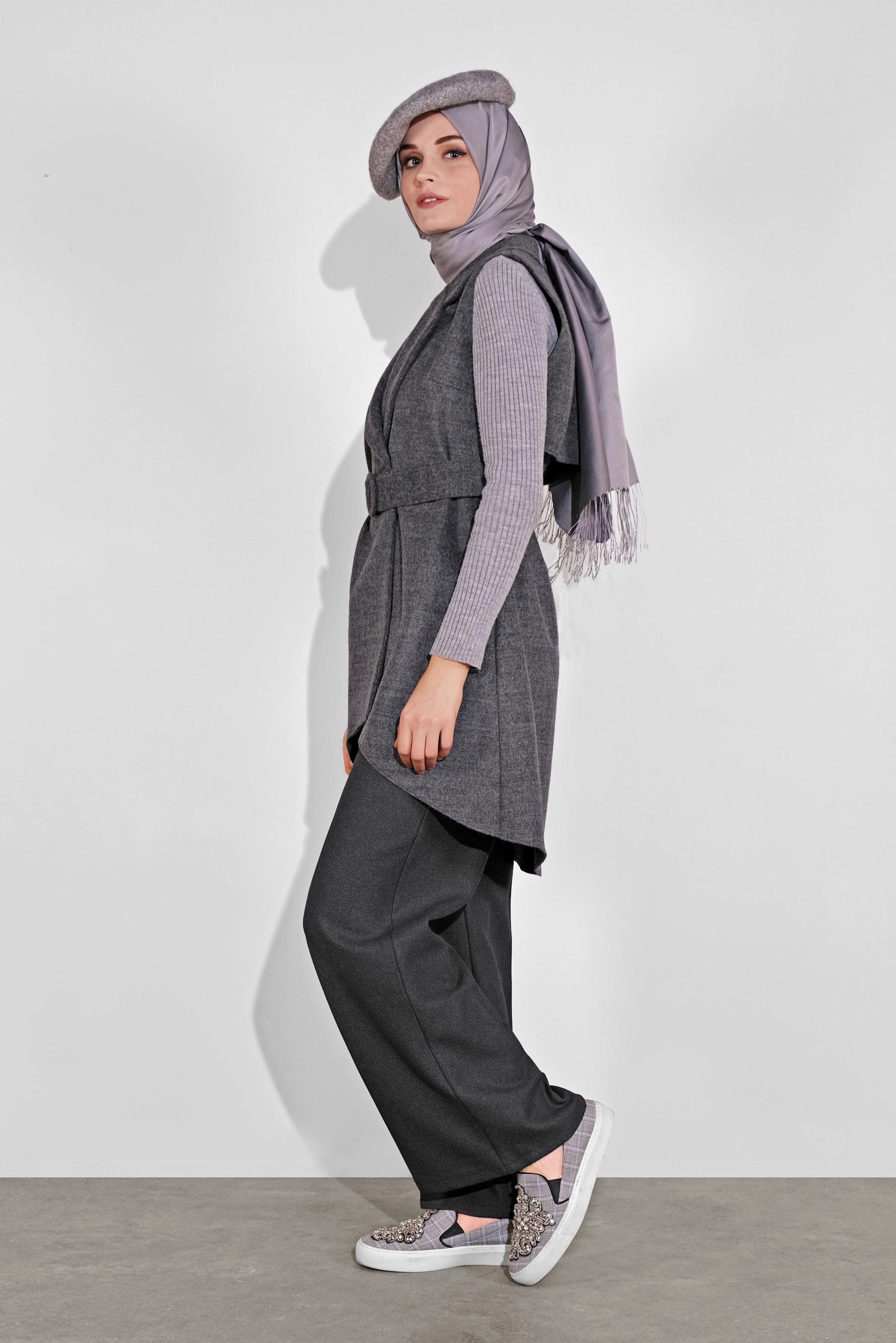 Tesettür giyim GRİ KEMERLİ ASİMETRİK KESİM YELEK 40262 