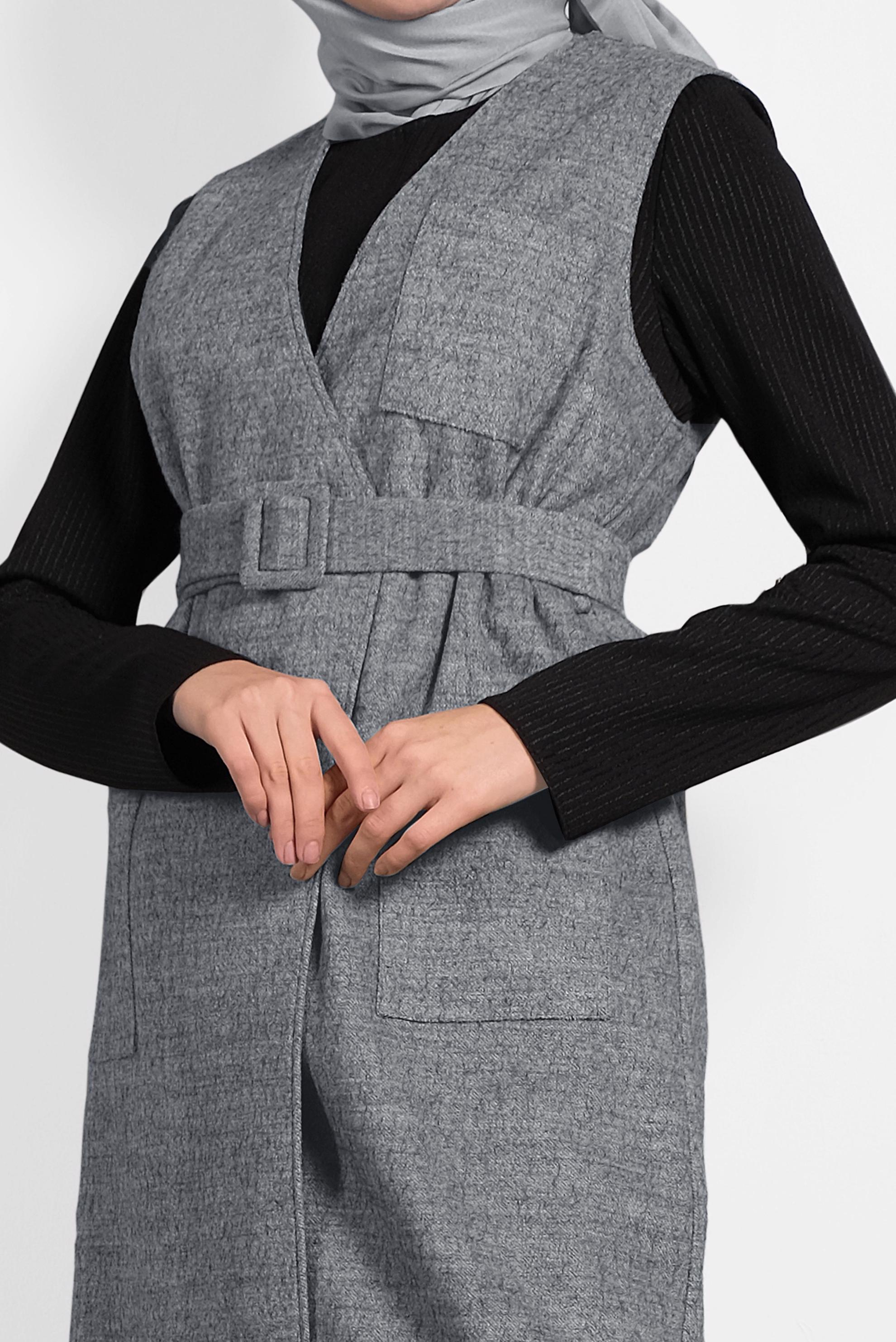 Tesettür giyim GRİ CEPLİ KRUVAZE YELEK 40264