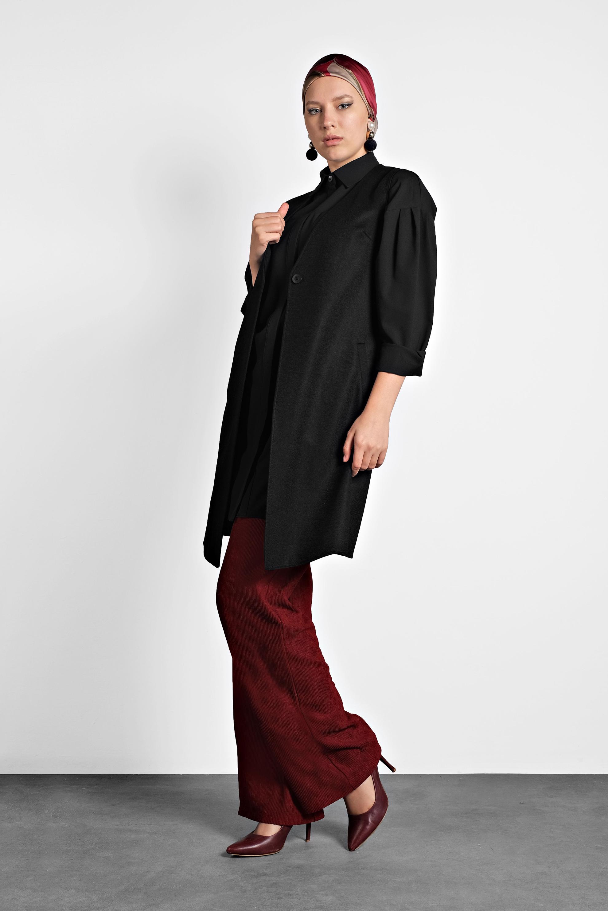 Tesettür giyim SİYAH NAKIŞ DETAYLI YELEK 40293