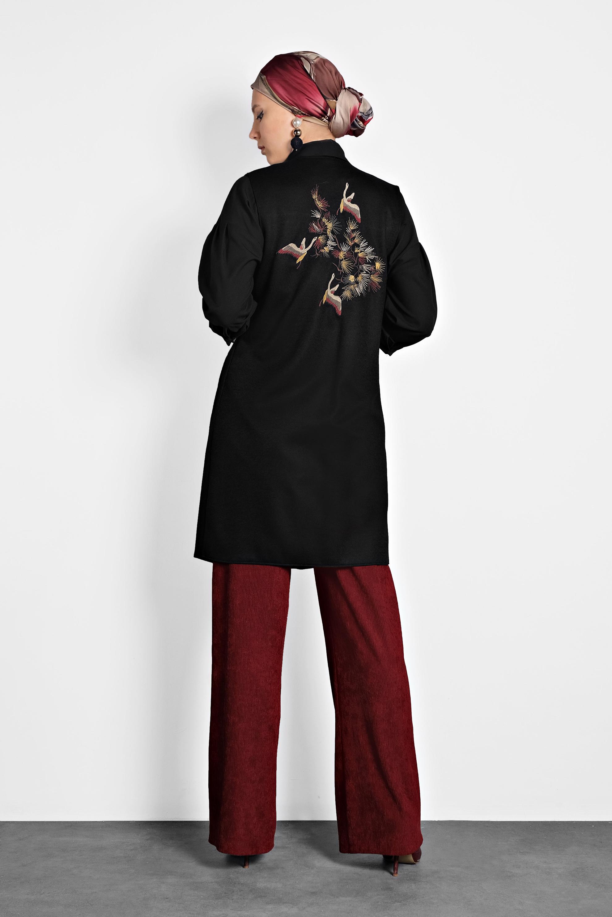 Tesettür giyim SİYAH NAKIŞ DETAYLI YELEK 40293