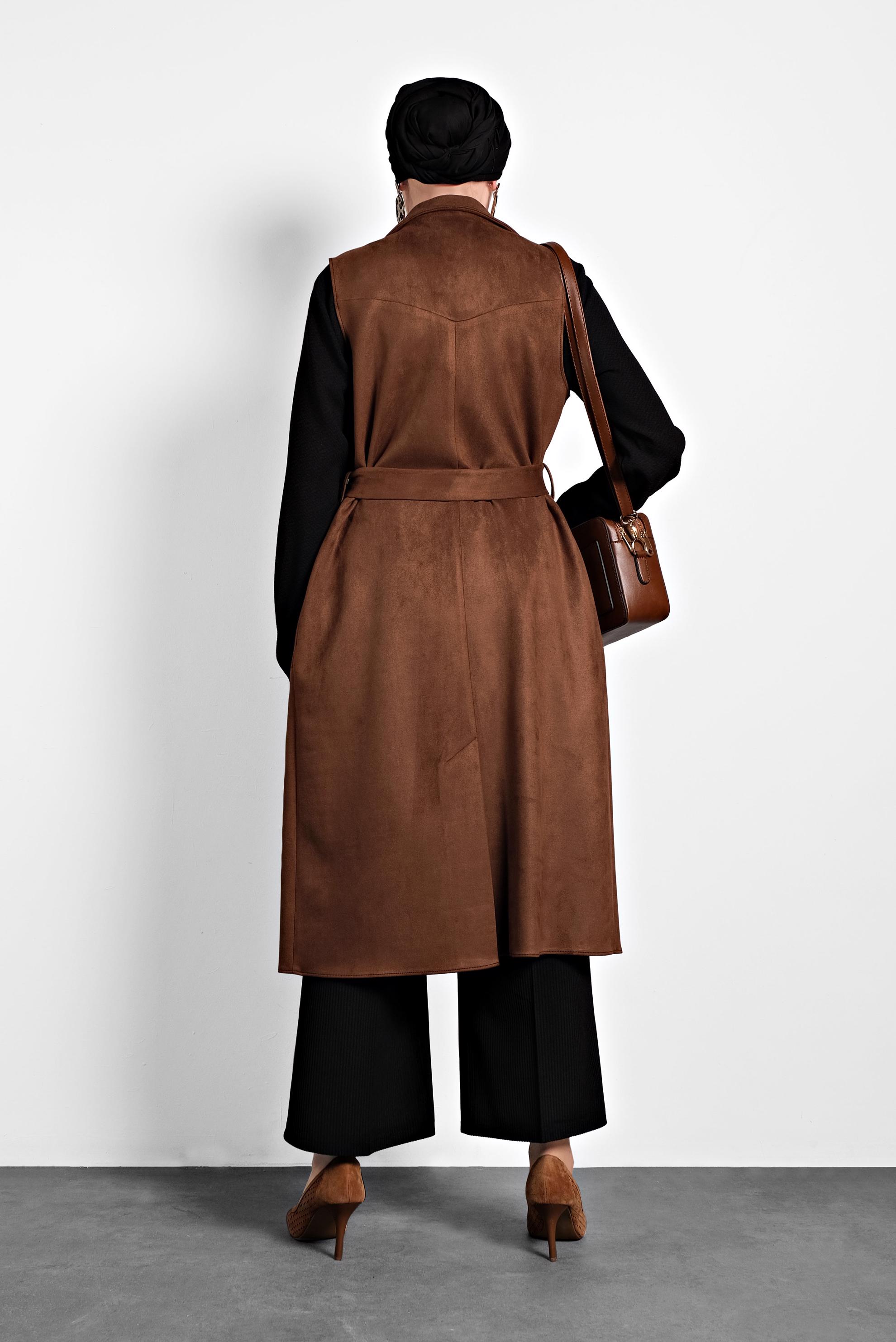 Tesettür giyim KAHVE KUŞAKLI SÜET YELEK 40306