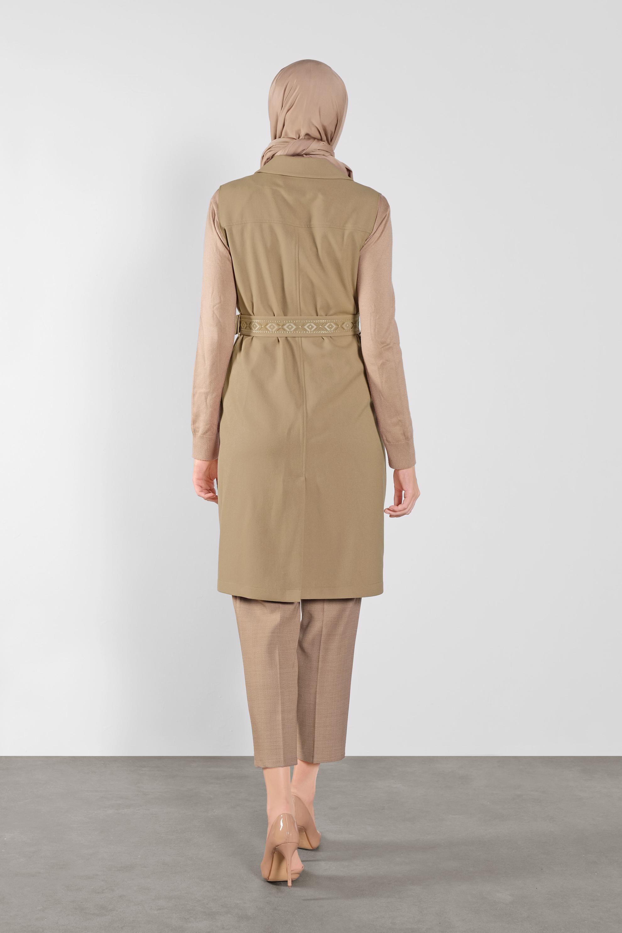 Tesettür giyim BEJ KEMERLİ YELEK 41220	