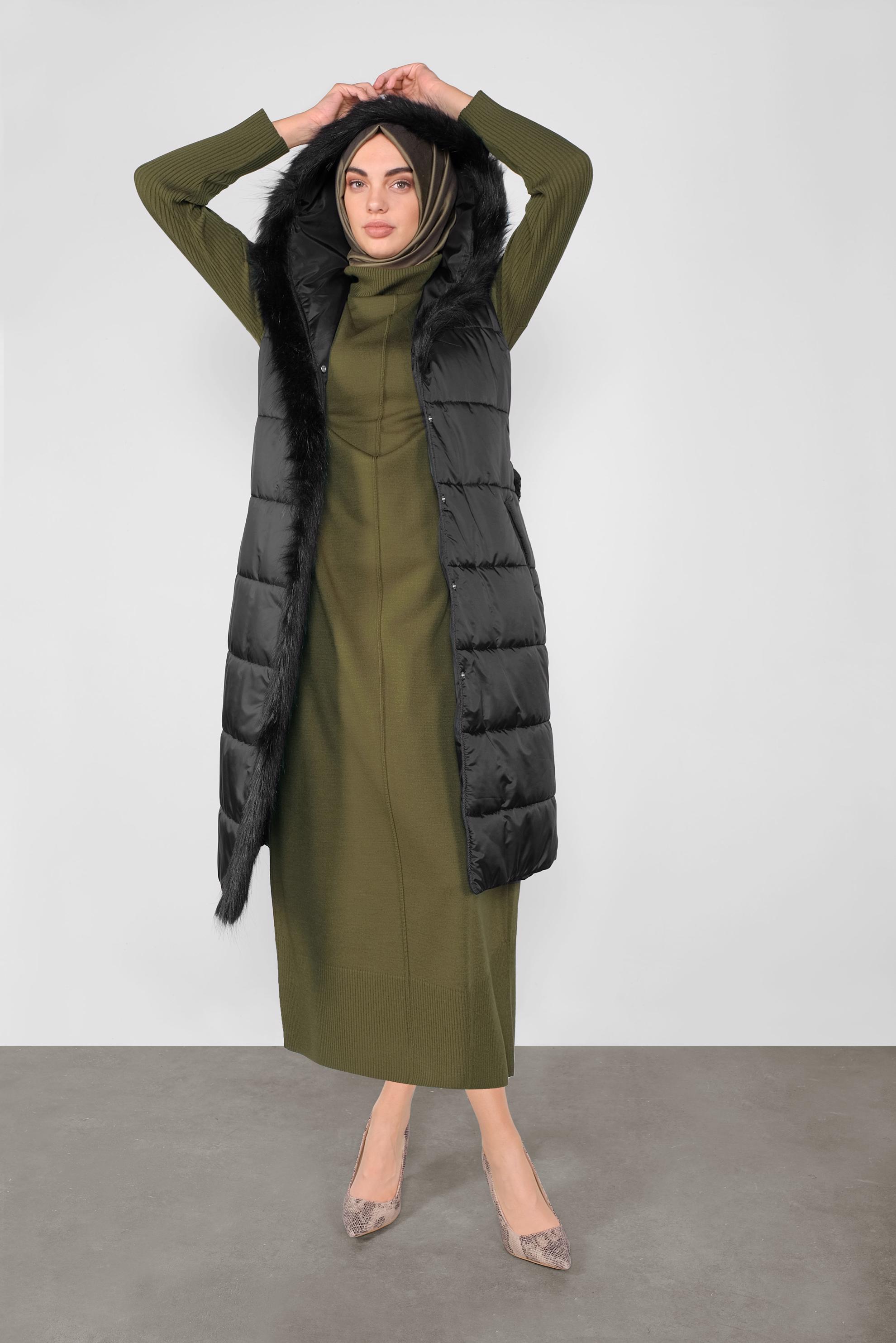 Tesettür giyim SİYAH KAPÜŞONLU ŞİŞME YELEK 90064 