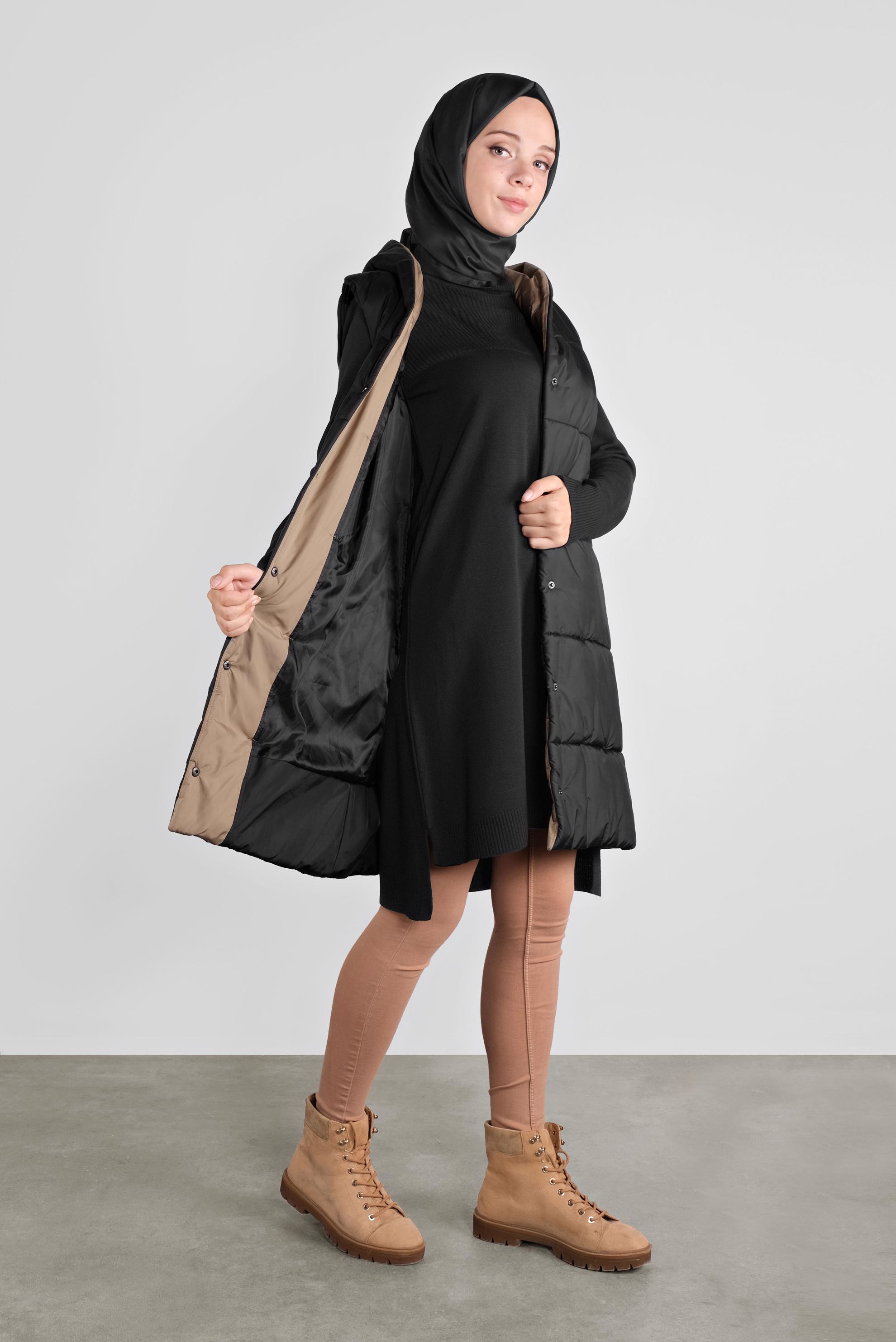 Tesettür giyim SİYAH KAPÜŞONLU ŞİŞME YELEK 90118