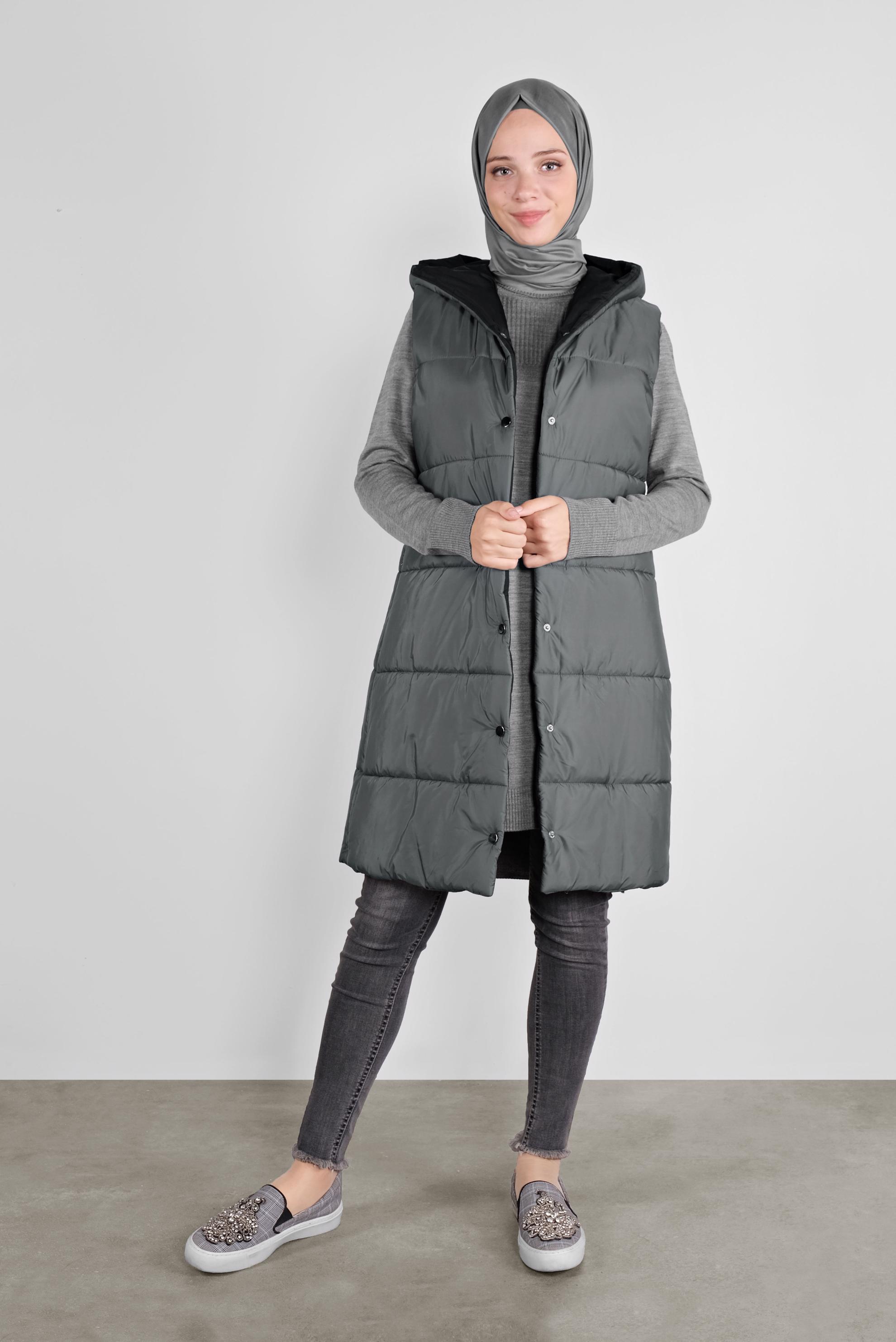 Tesettür giyim GRİ KAPÜŞONLU ŞİŞME YELEK 90118