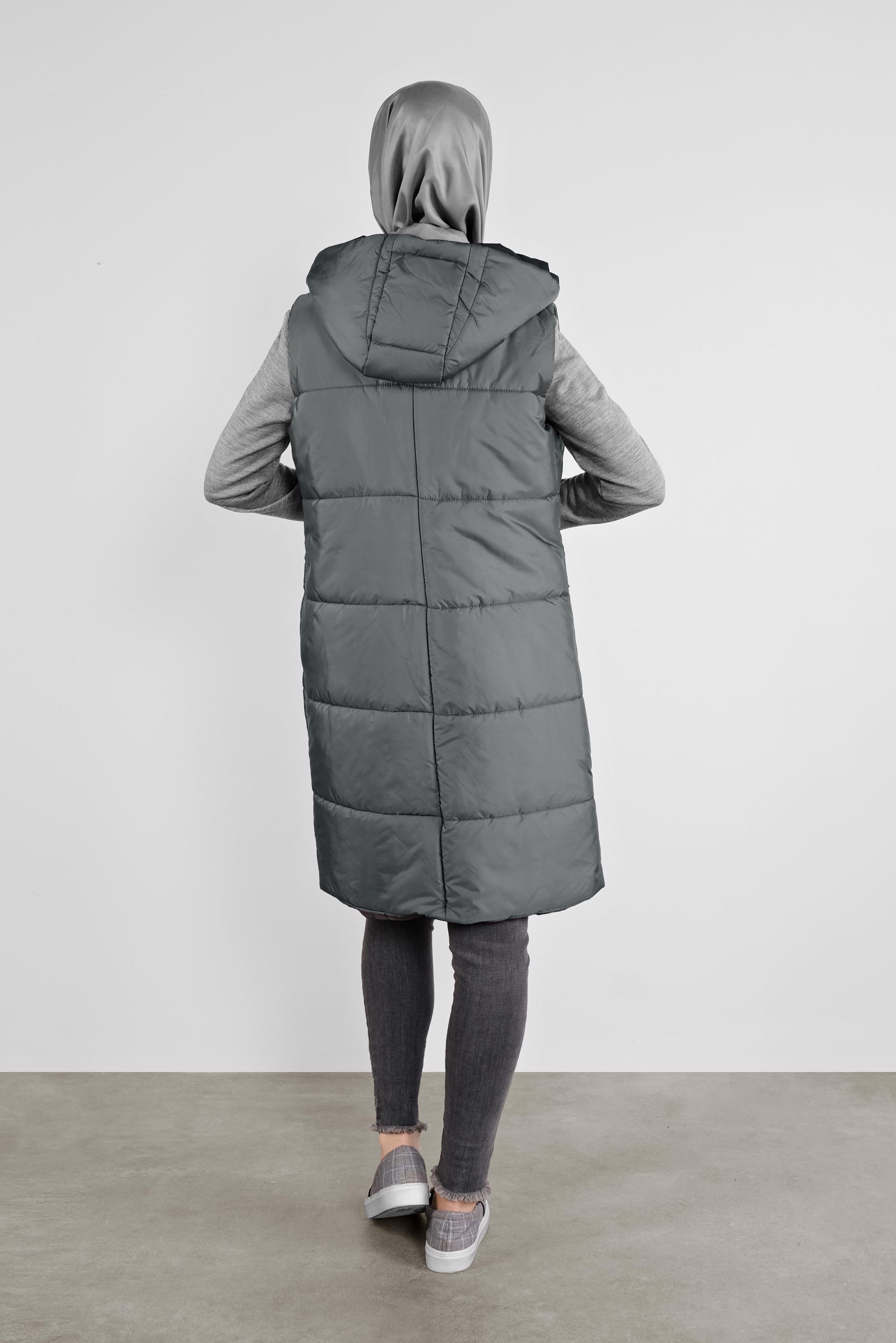 Tesettür giyim GRİ KAPÜŞONLU ŞİŞME YELEK 90118