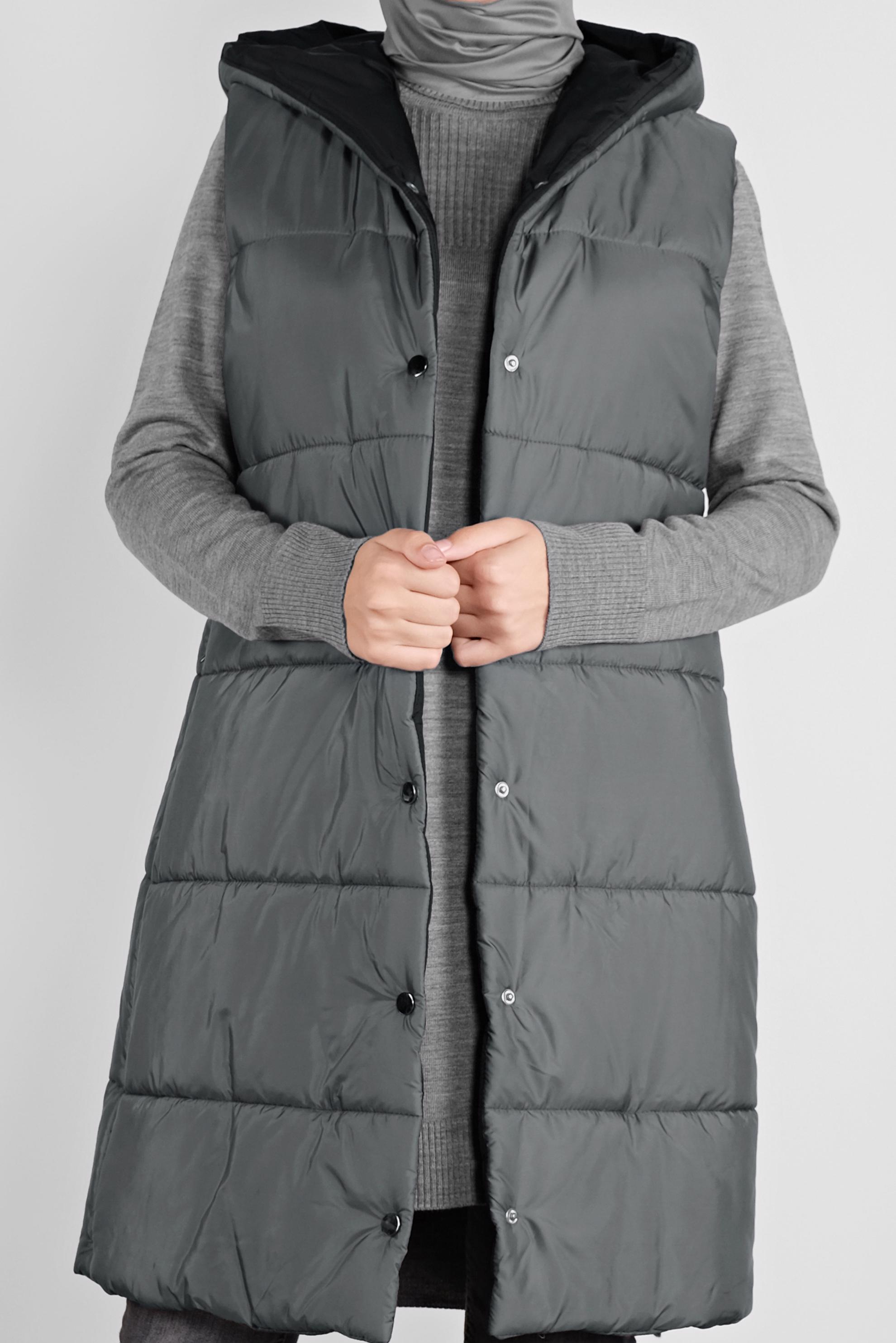 Tesettür giyim GRİ KAPÜŞONLU ŞİŞME YELEK 90118