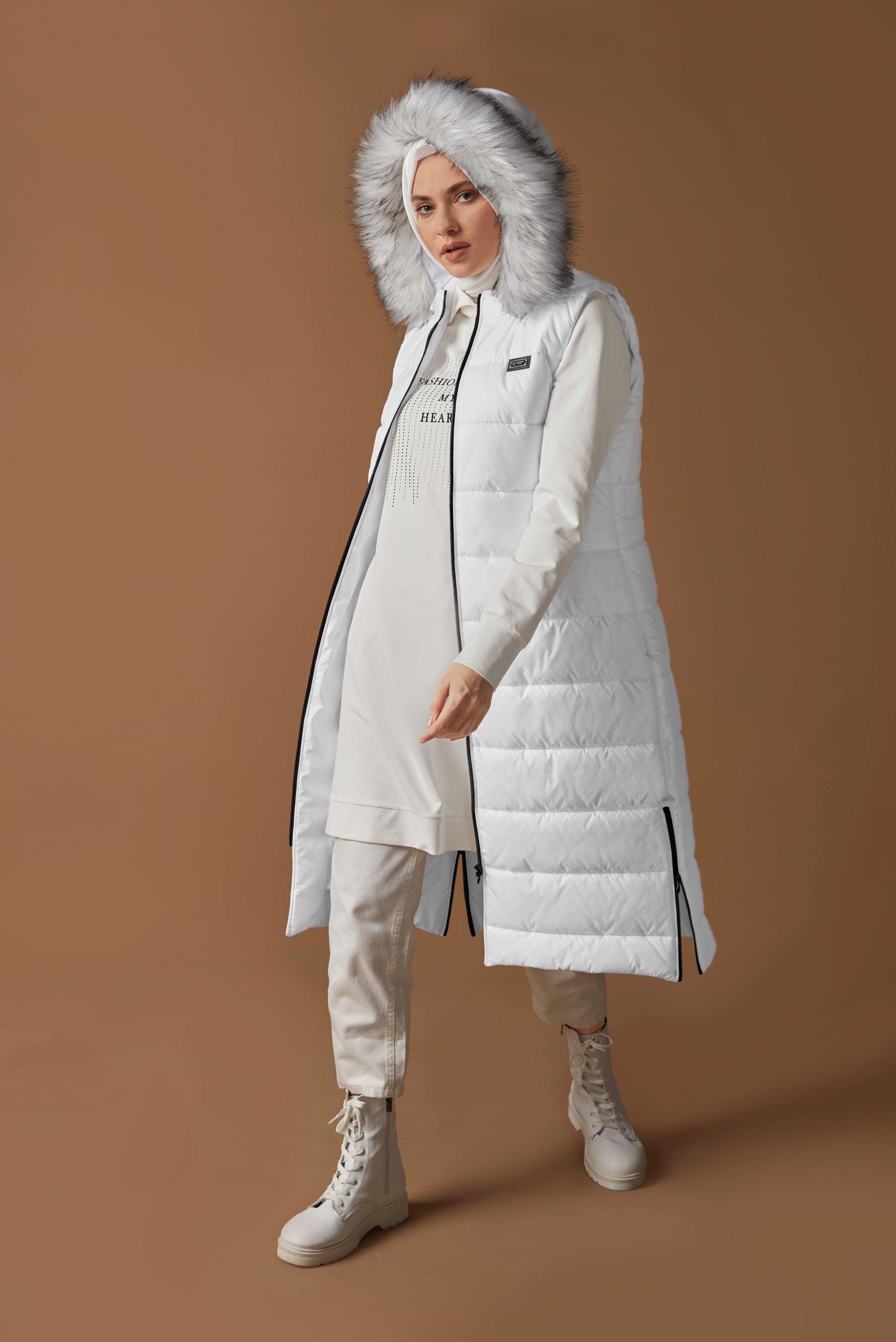 Hijab clothing WHITE FAUX-FUR TRIM HOODED GILET 90120