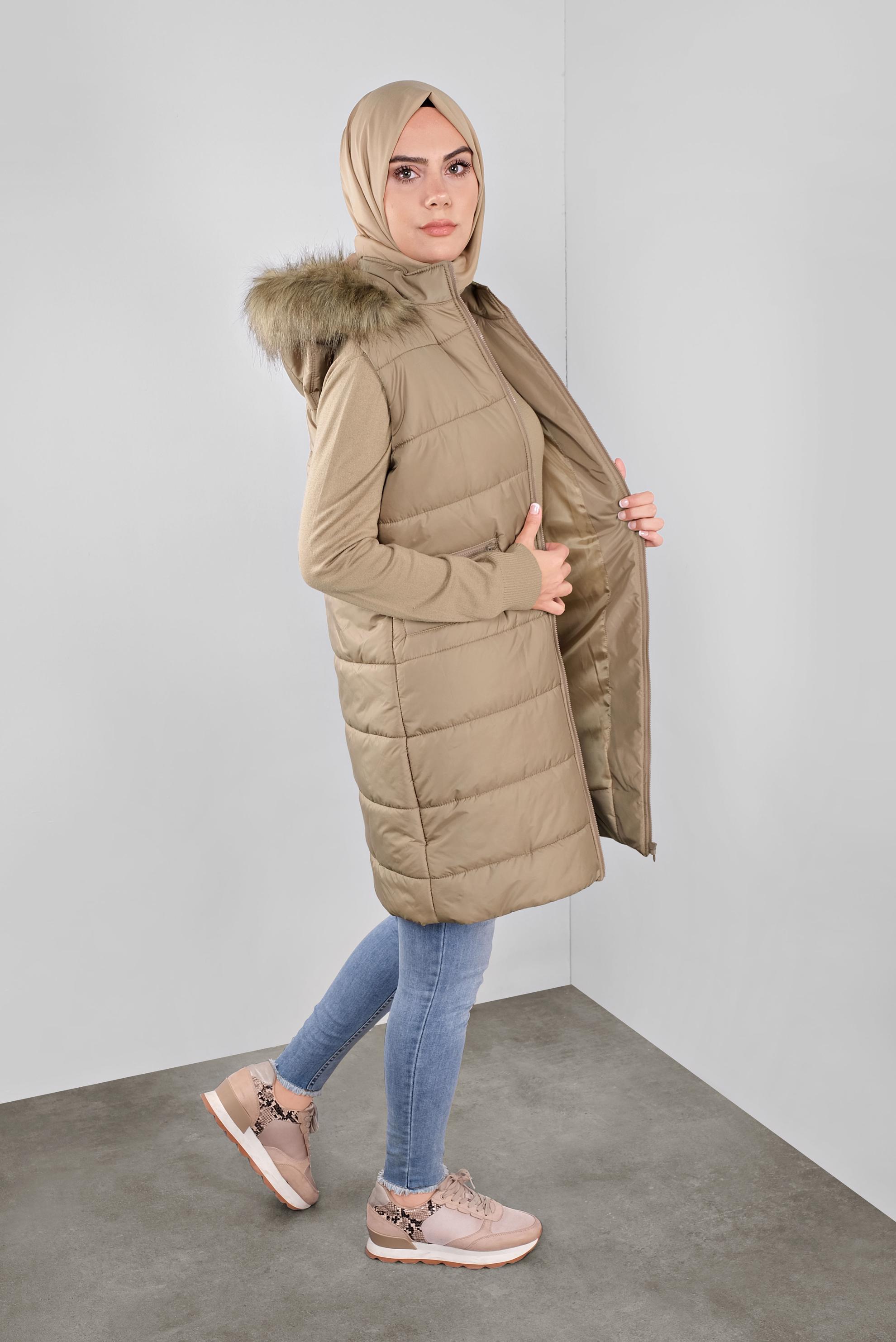 Tesettür giyim KAHVE KAPÜŞONU KÜRKLÜ ŞİŞME YELEK 90146  