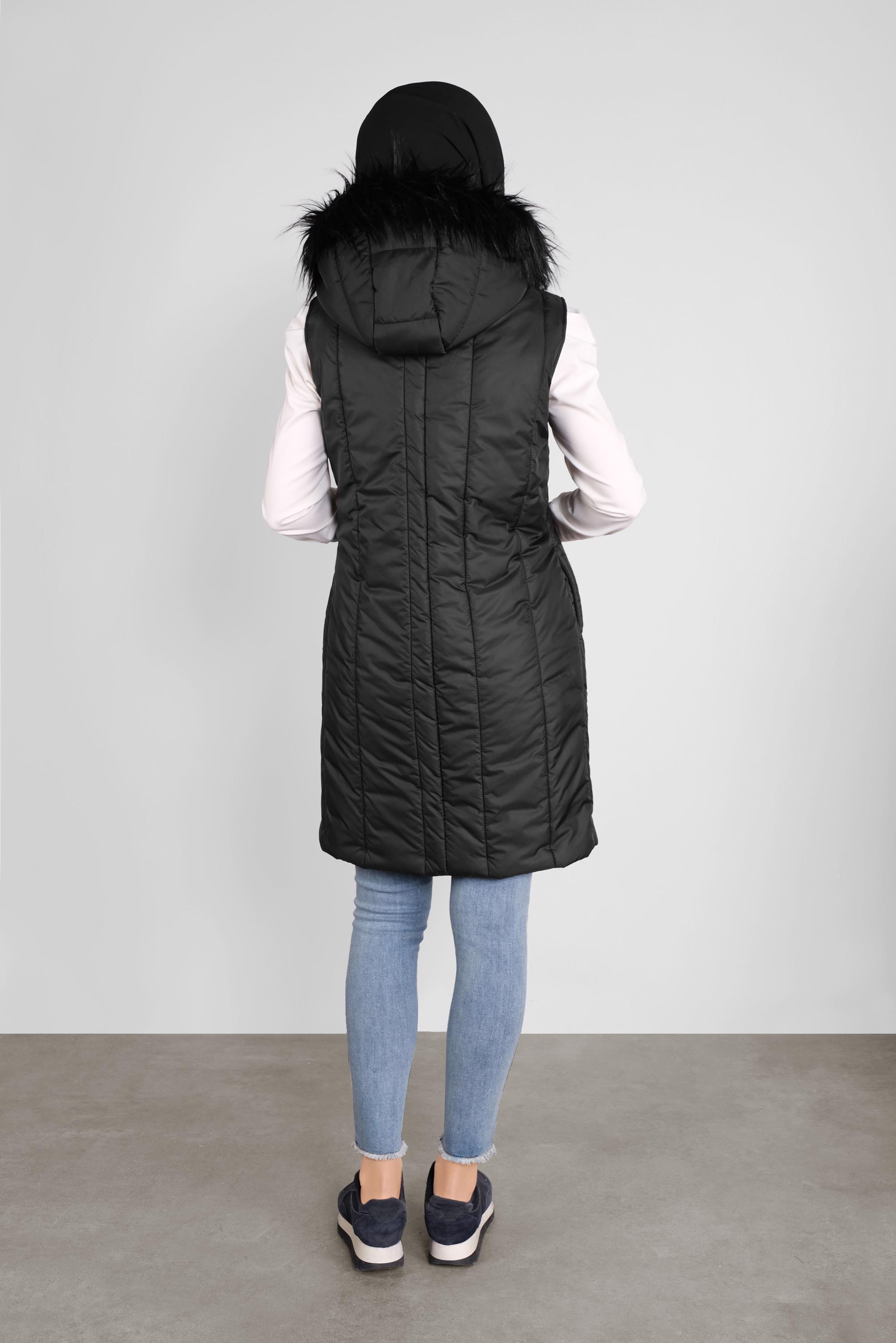 Tesettür giyim SİYAH KAPÜŞONU KÜRKLÜ ŞİŞME YELEK 90159 