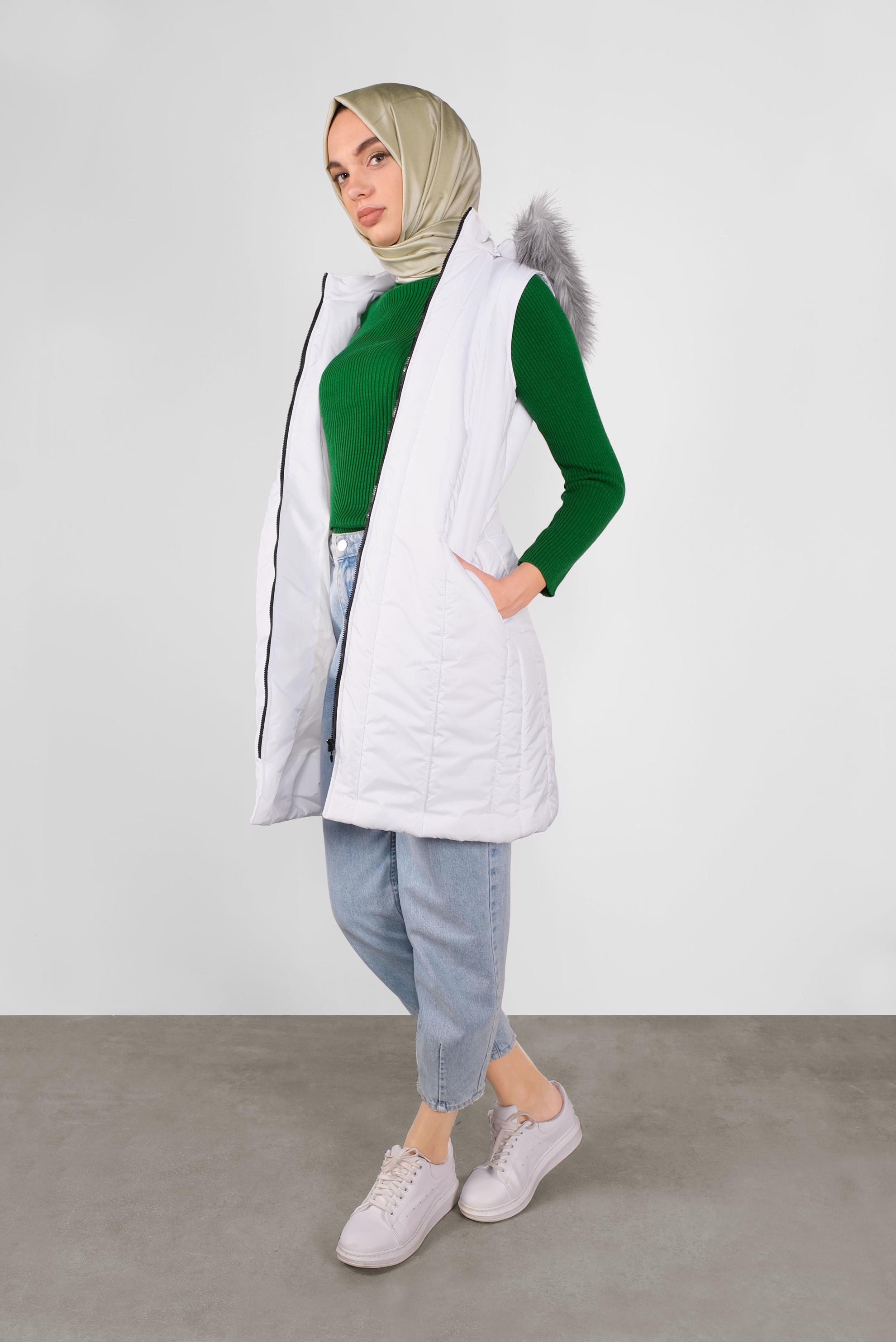 Vêtements hijab BLANC DOUDOUNE À CAPUCHE EFFET FOURRURE 90159