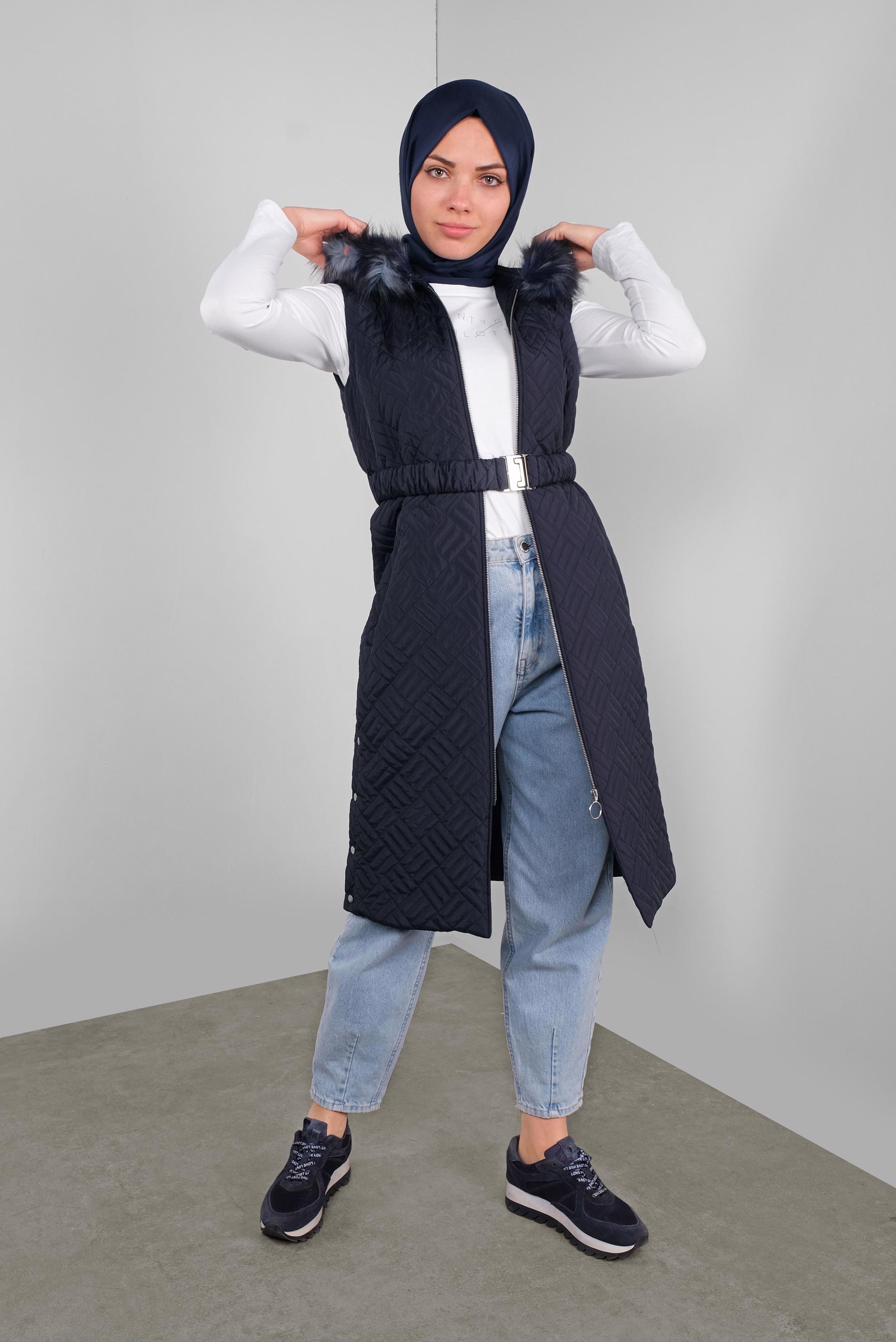 Tesettür giyim LACİVERT KAPÜŞONU KÜRKLÜ KAPİTONE YELEK  90171 