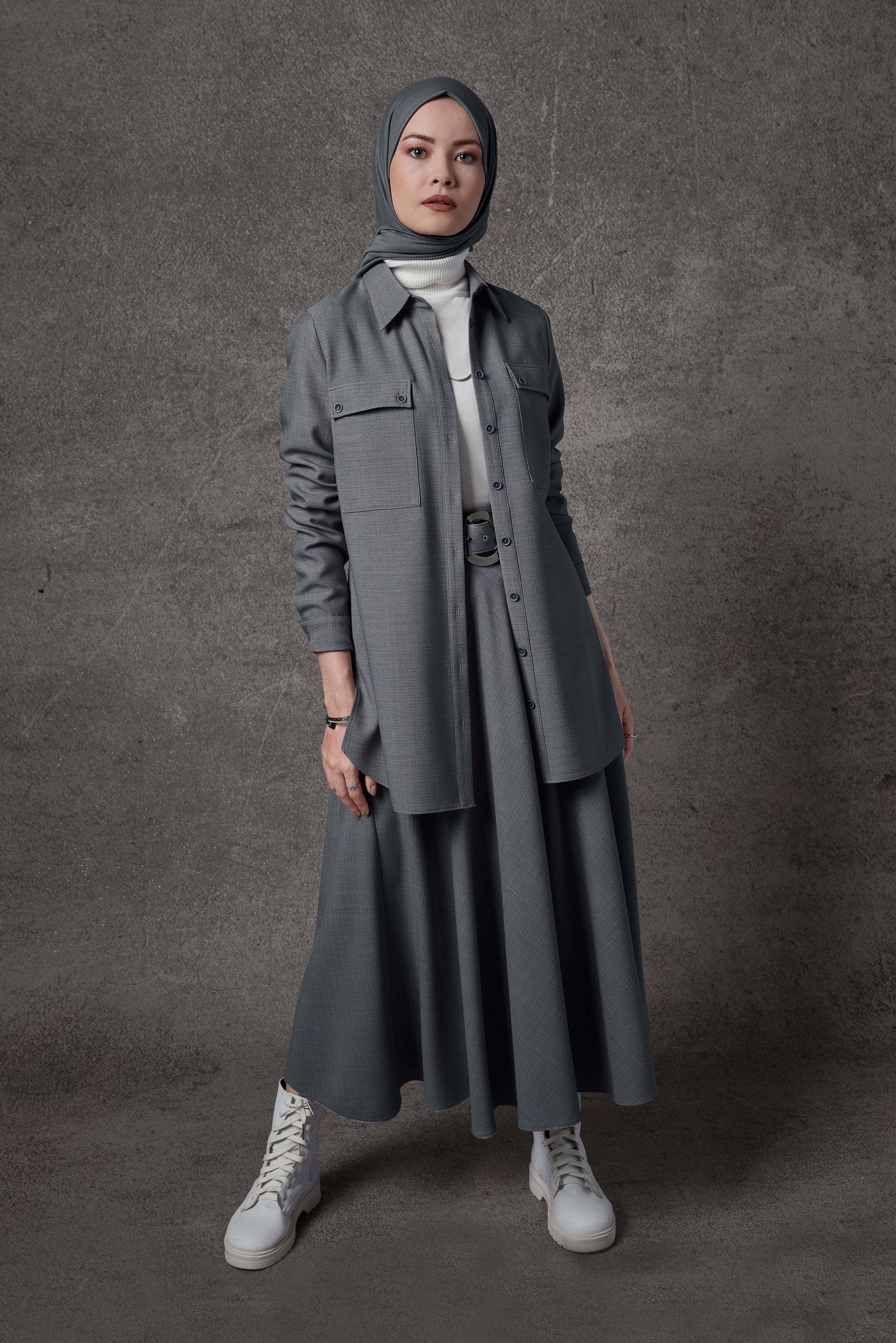 Tesettür giyim GRİ DÜĞMELİ CEP DETAYLI İKİLİ ETEKLİ TAKIM 42165 