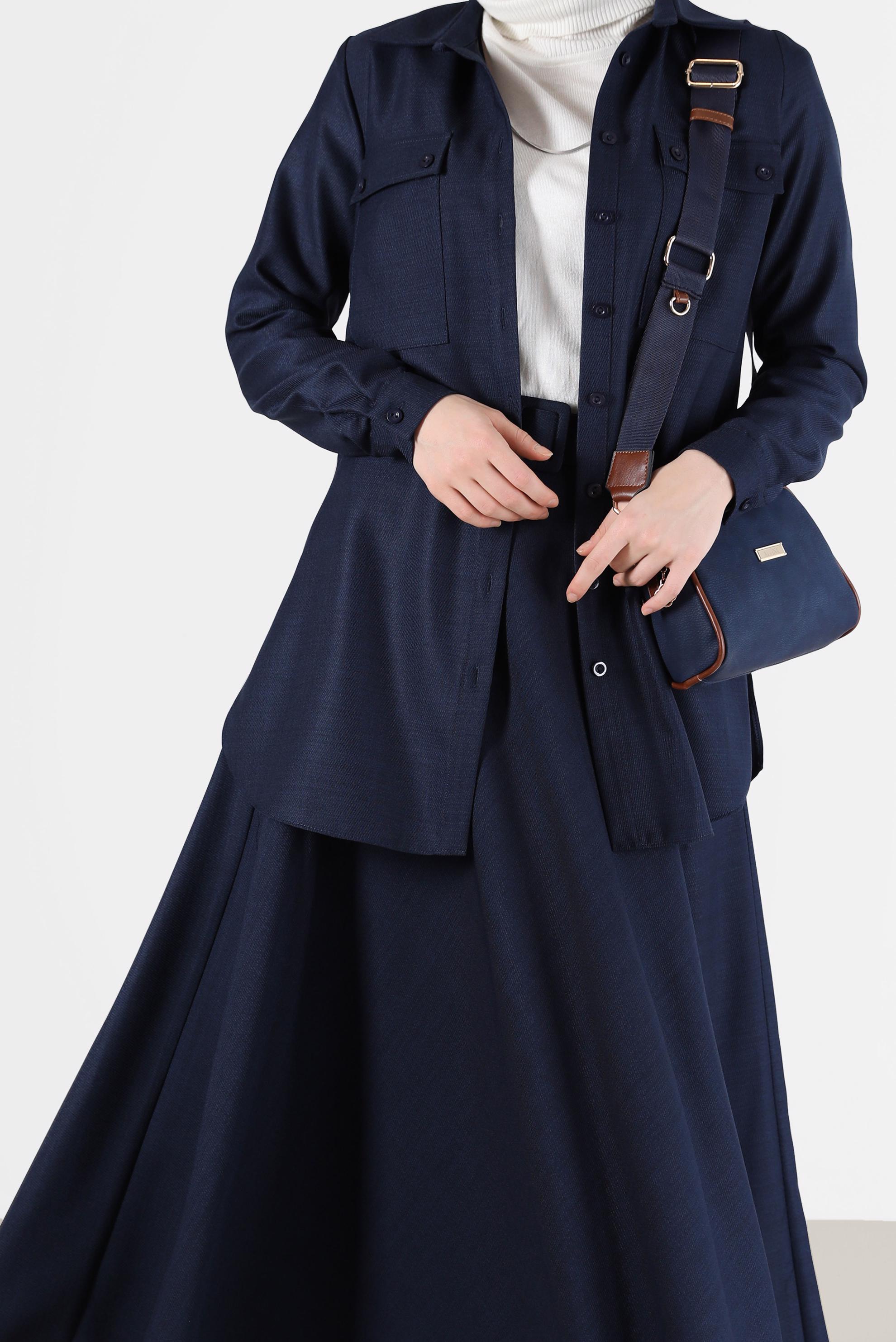 Tesettür giyim LACİVERT DÜĞMELİ CEP DETAYLI İKİLİ ETEKLİ TAKIM 42165 