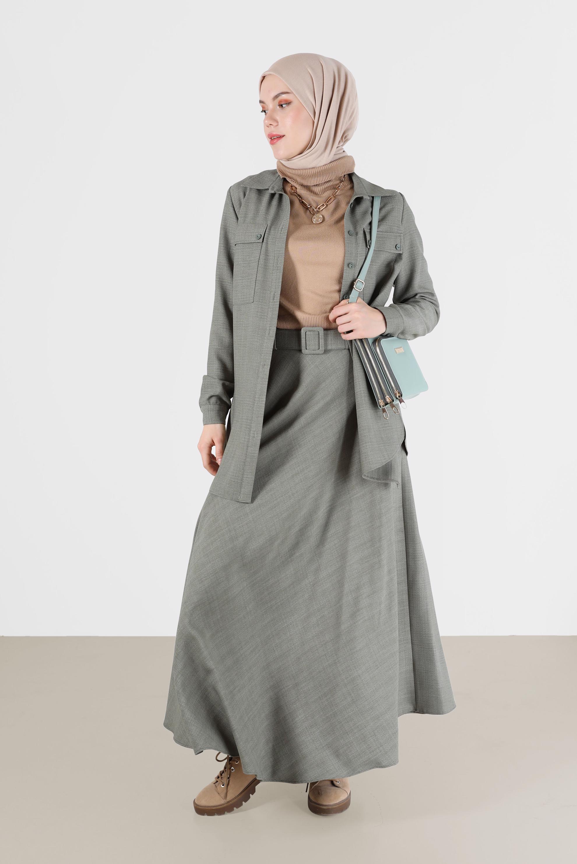 Tesettür giyim YEŞİL DÜĞMELİ CEP DETAYLI İKİLİ ETEKLİ TAKIM 42165 