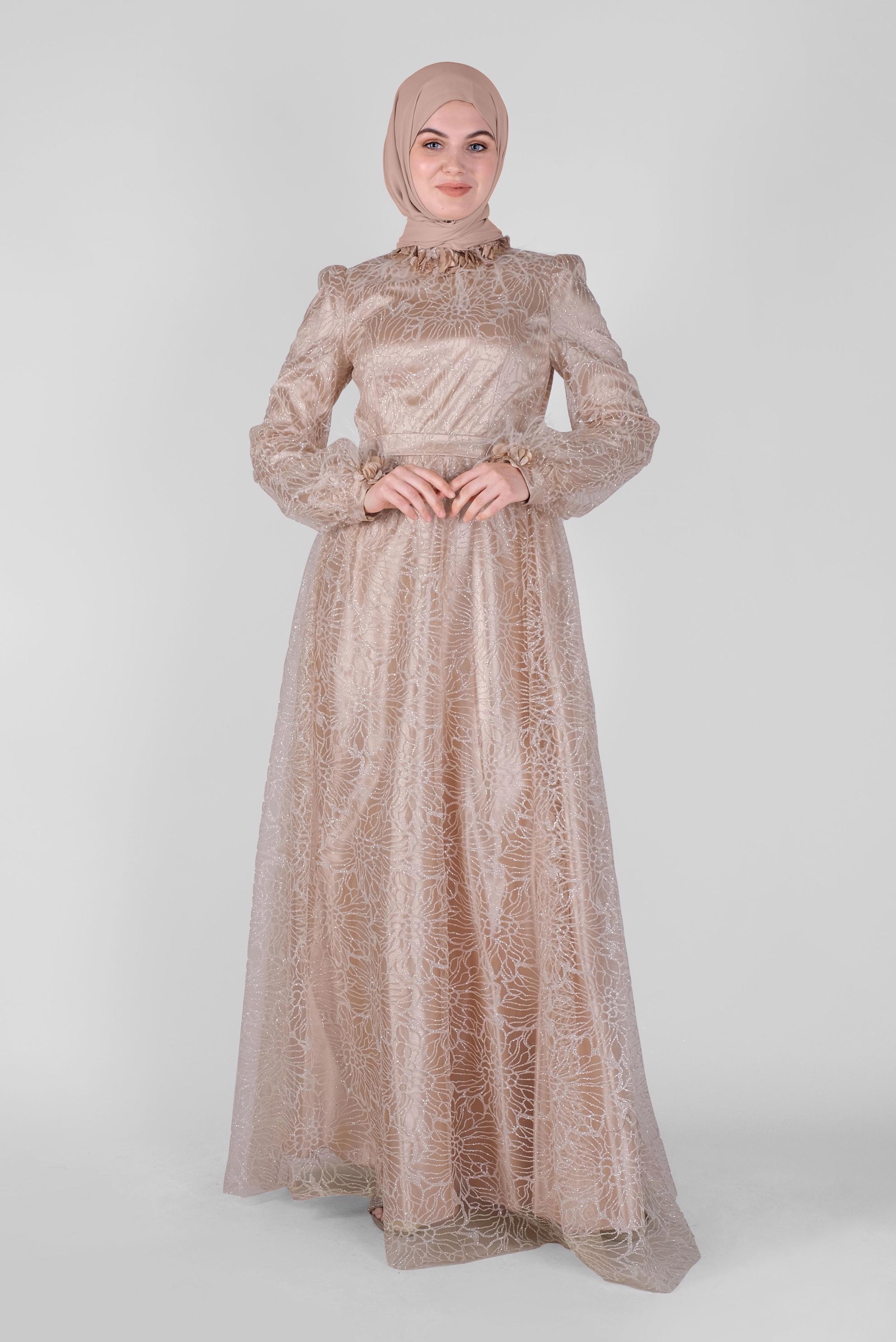 Tesettür giyim BEJ SİMLİ ÜÇ BOYUTLU ÇİÇEKLİ ABİYE ELBİSE  50015