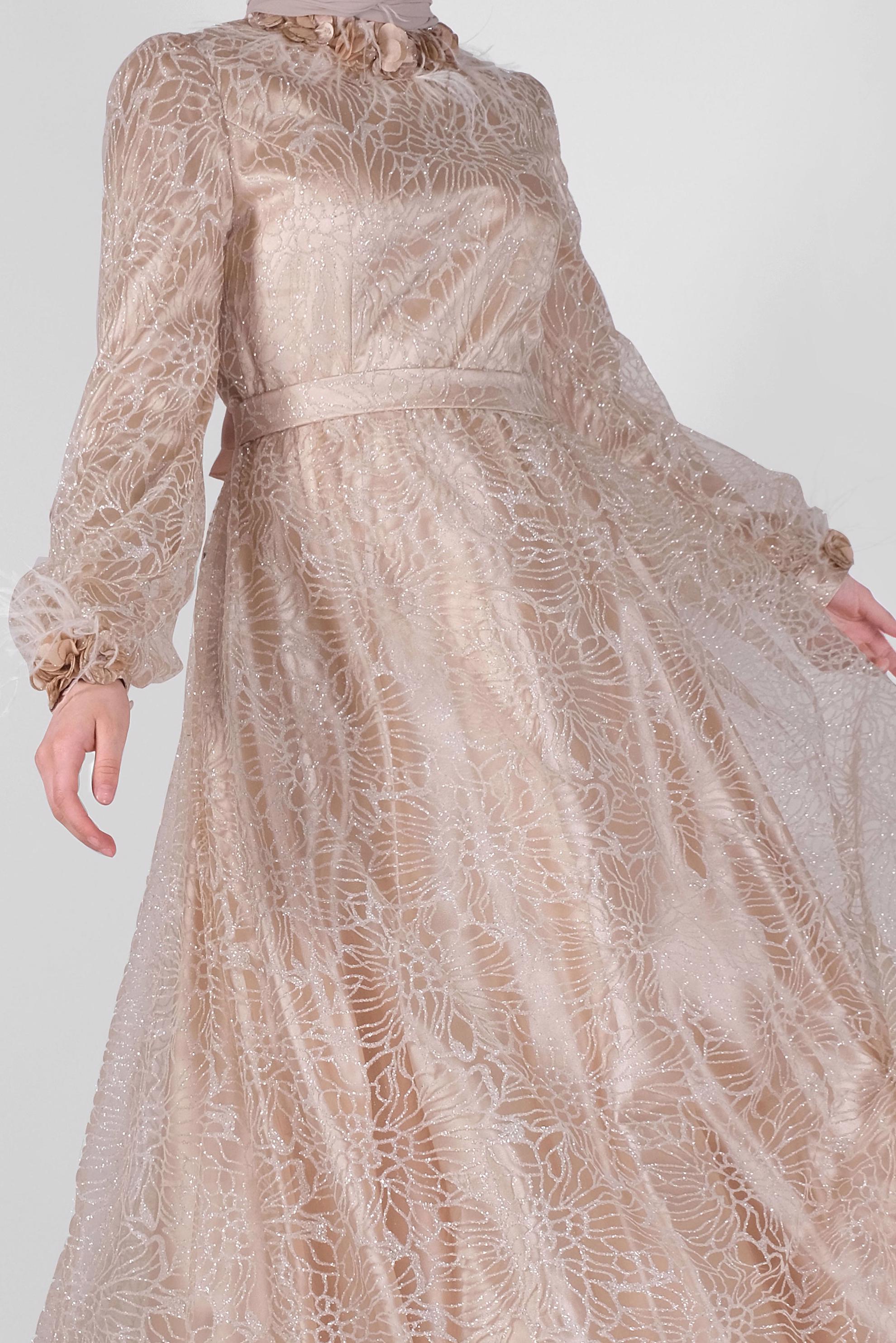 Tesettür giyim BEJ SİMLİ ÜÇ BOYUTLU ÇİÇEKLİ ABİYE ELBİSE  50015