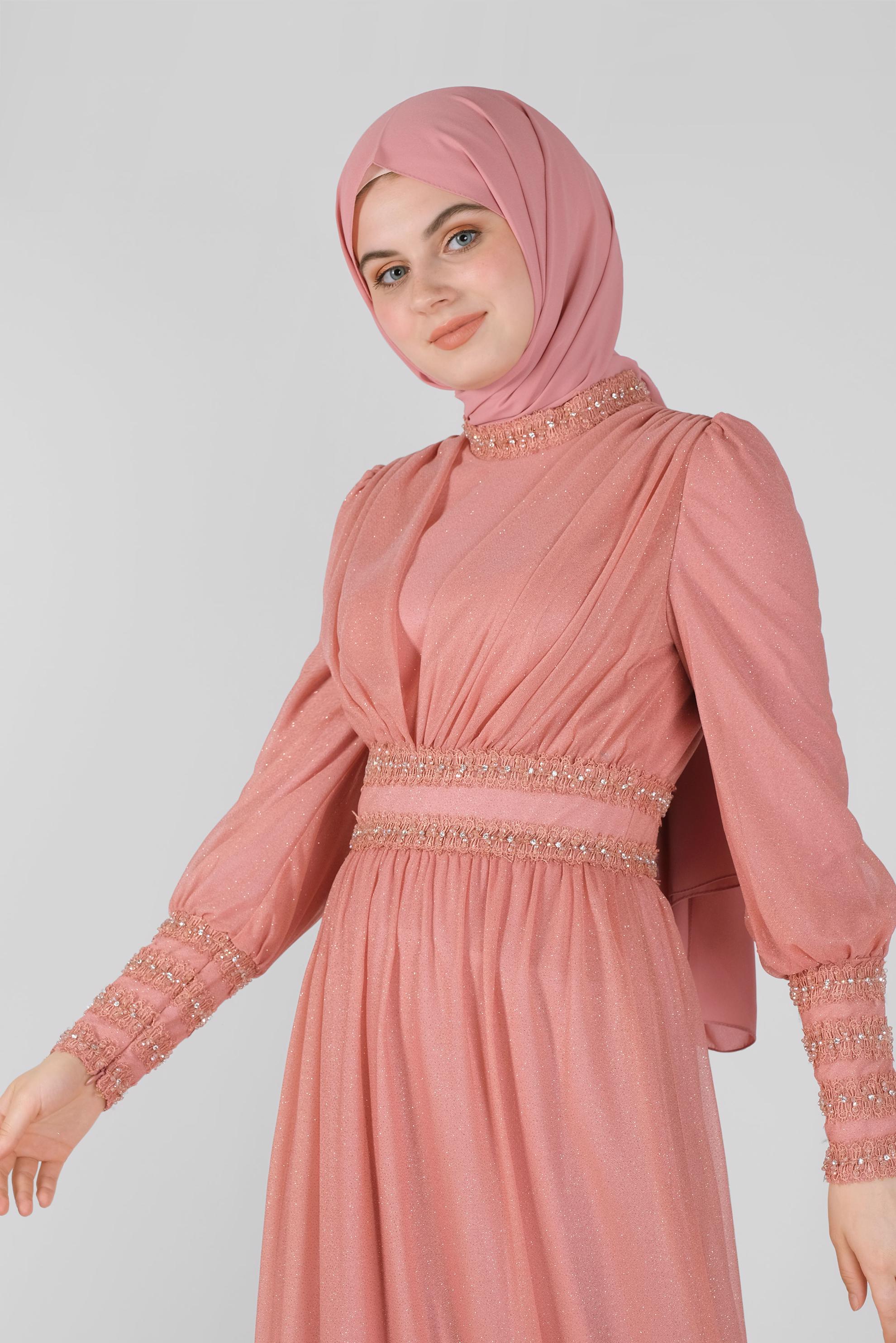 Tesettür giyim PUDRA TAŞ İŞLEMELİ SİMLİ ABİYE ELBİSE  50078 