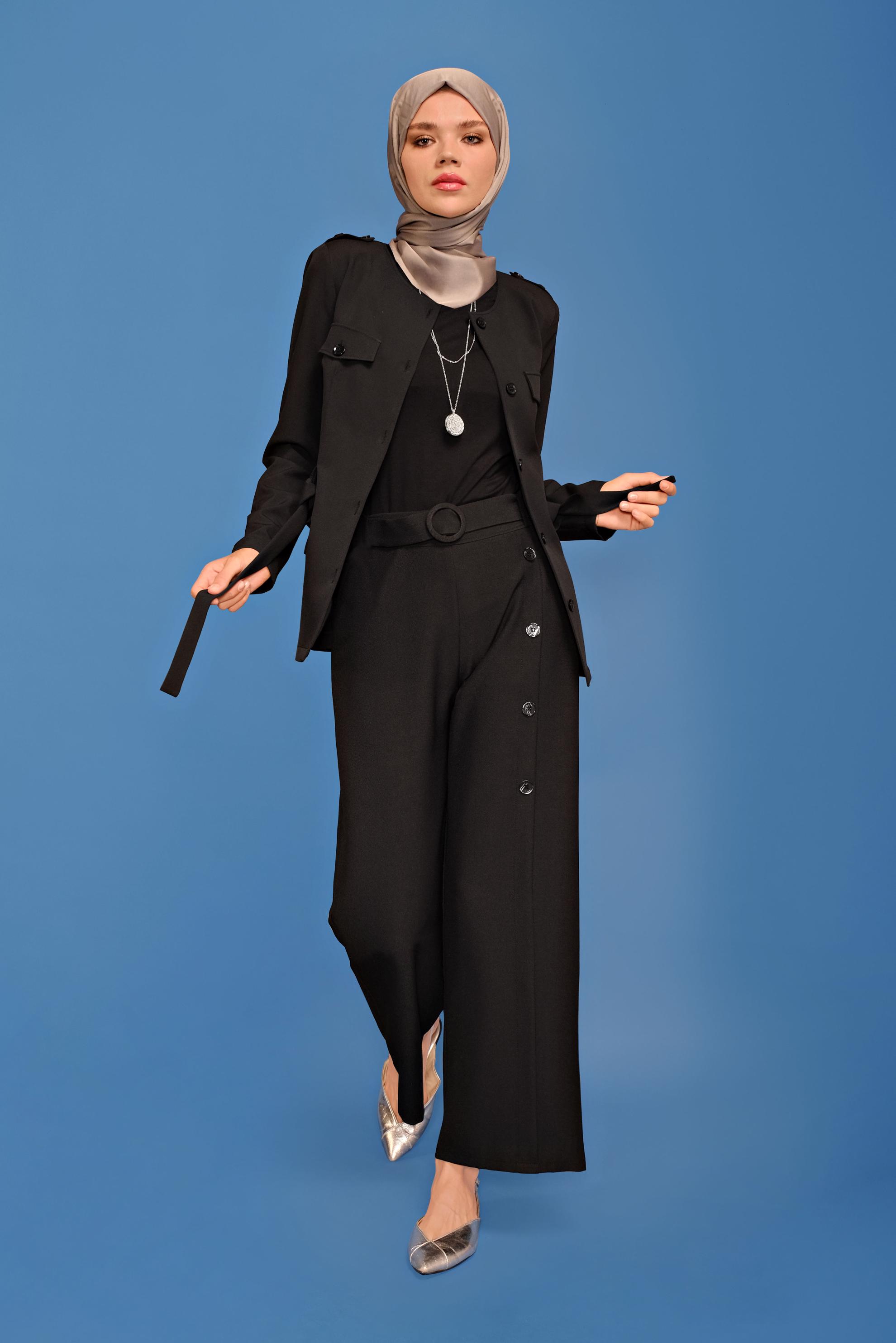 Tesettür giyim SİYAH YUVARLAK YAKA KUŞAKLI CEKET 40762	