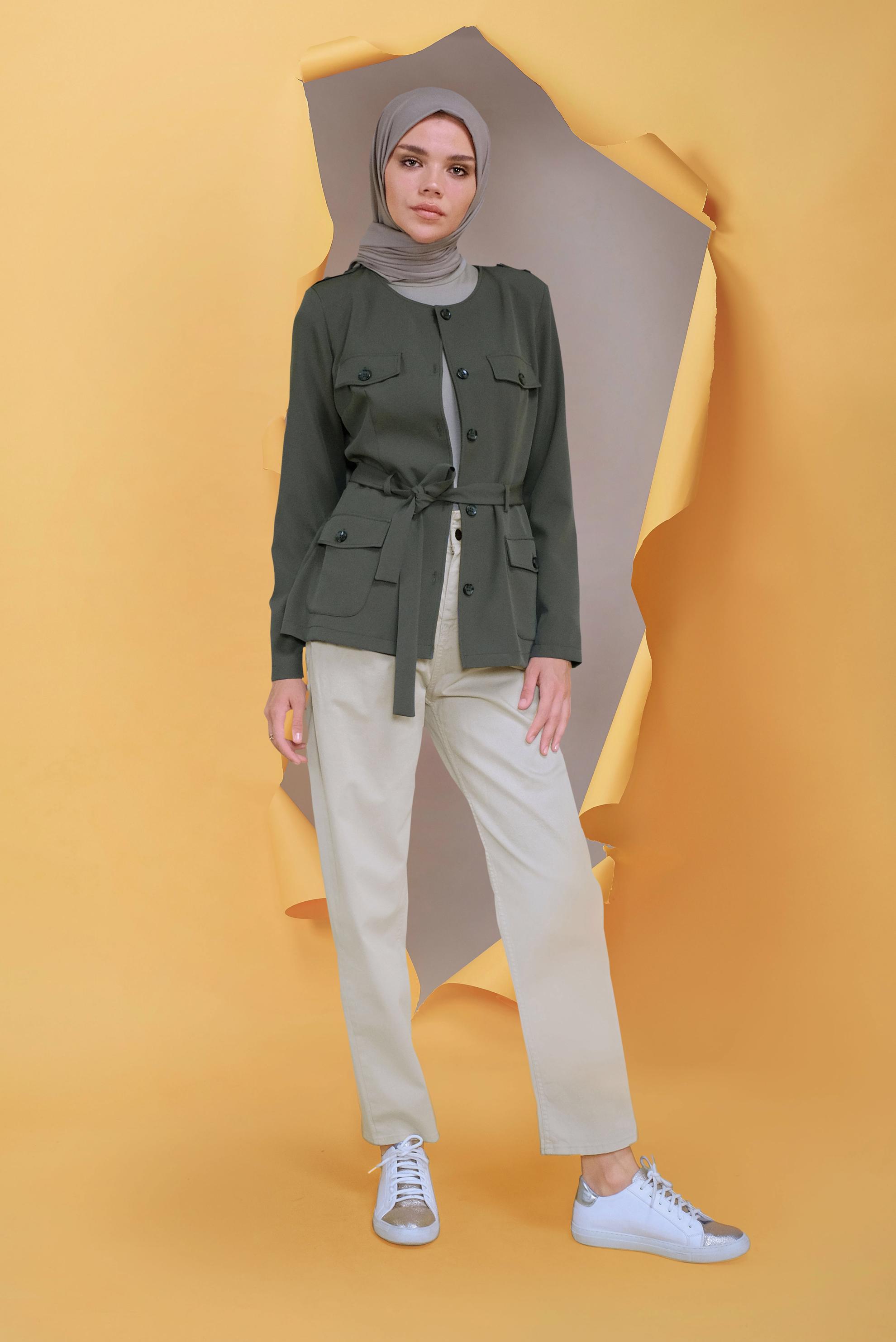 Tesettür giyim HAKİ YUVARLAK YAKA KUŞAKLI CEKET 40762	