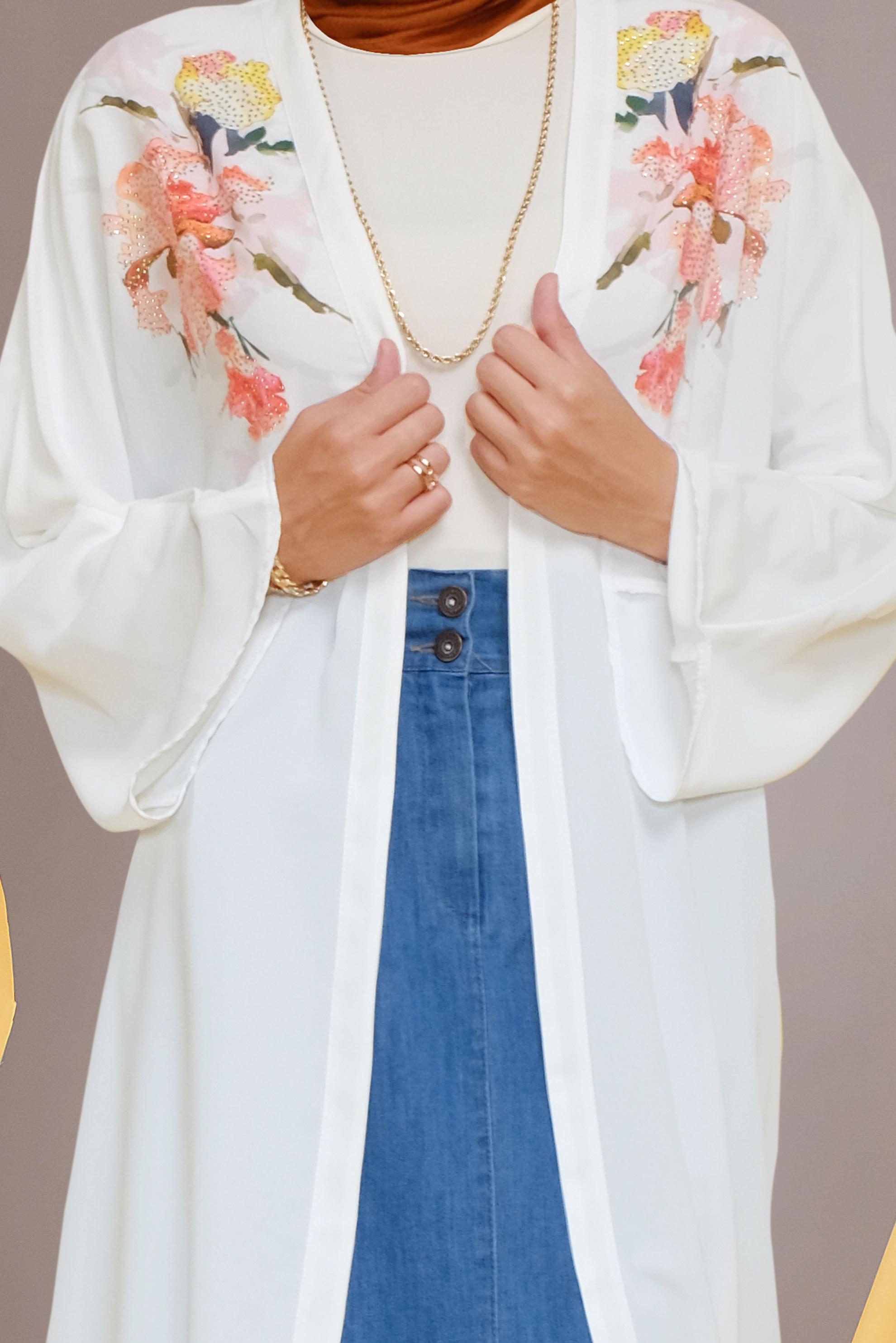 Tesettür giyim BEJ TAŞ VE ÇİÇEK BASKILI ASİMETRİK KESİM CEKET 40853 