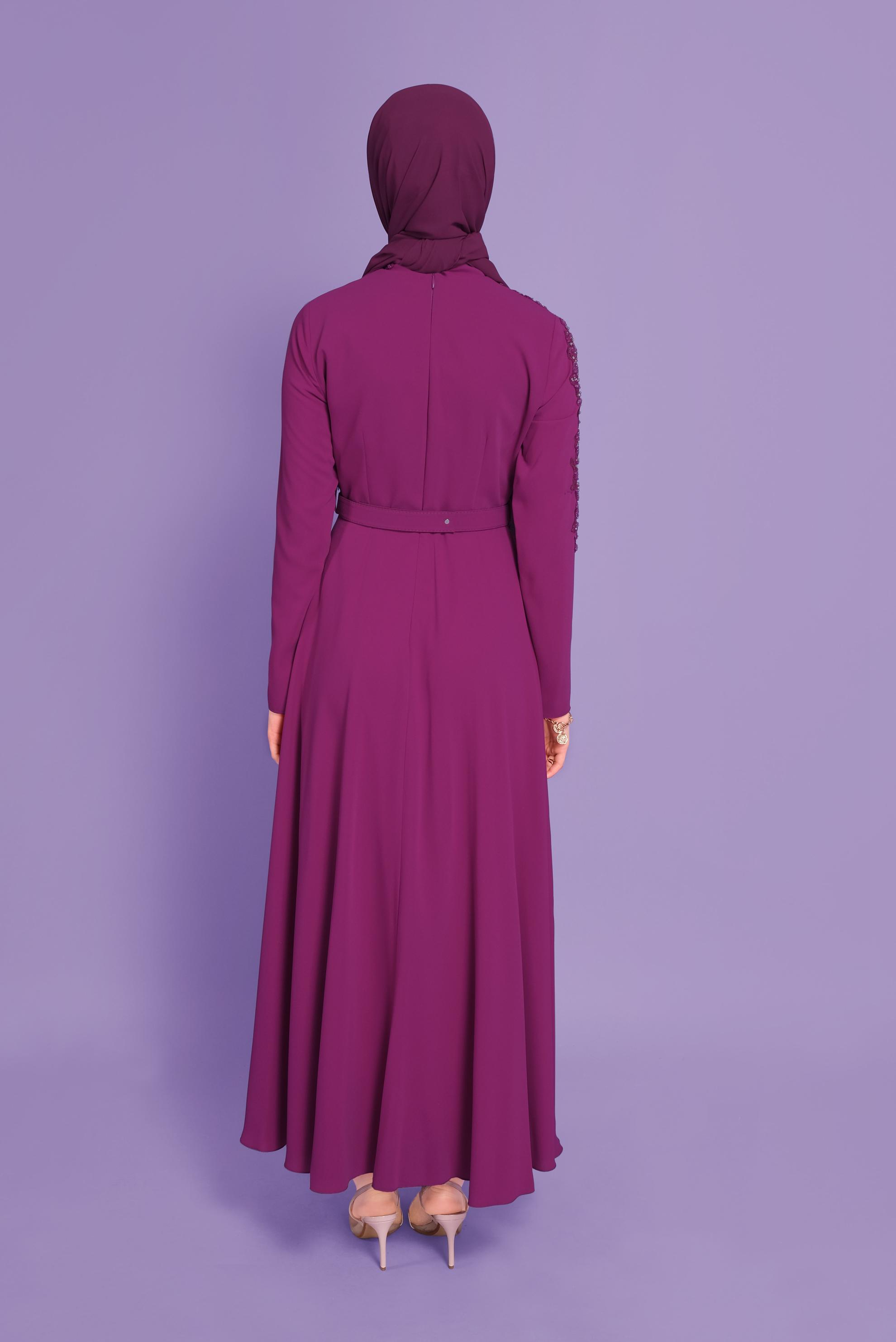 Tesettür giyim FUŞYA BONCUK VE TAŞ İŞLEME DETAYLI ELBİSE 40585
