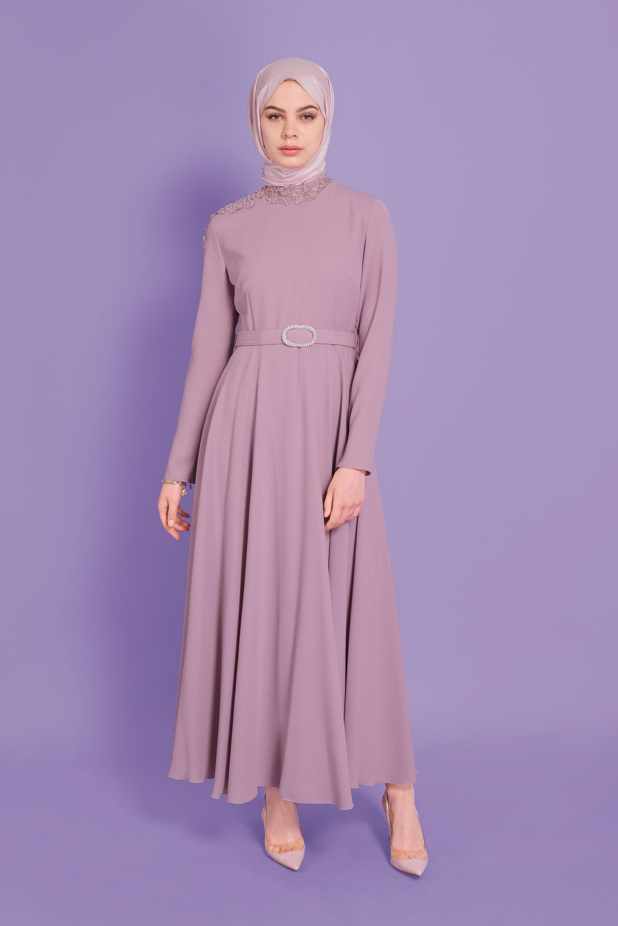 Tesettür giyim PUDRA BONCUK VE TAŞ İŞLEME DETAYLI ELBİSE 40585