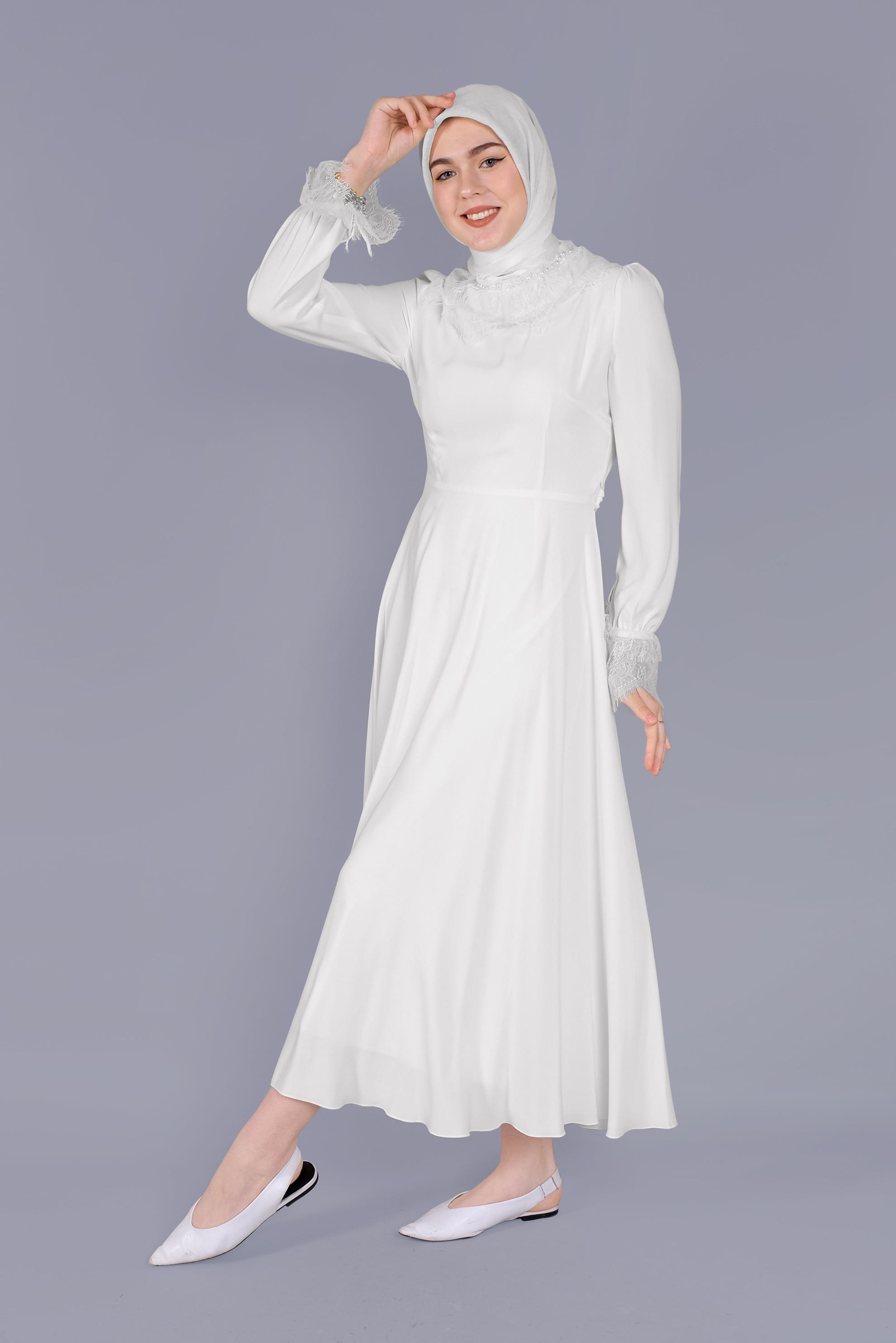 Tesettür giyim BEYAZ YAKASI BONCUK İŞLEMELİ DANTEL DETAYLI ELBİSE 40691 