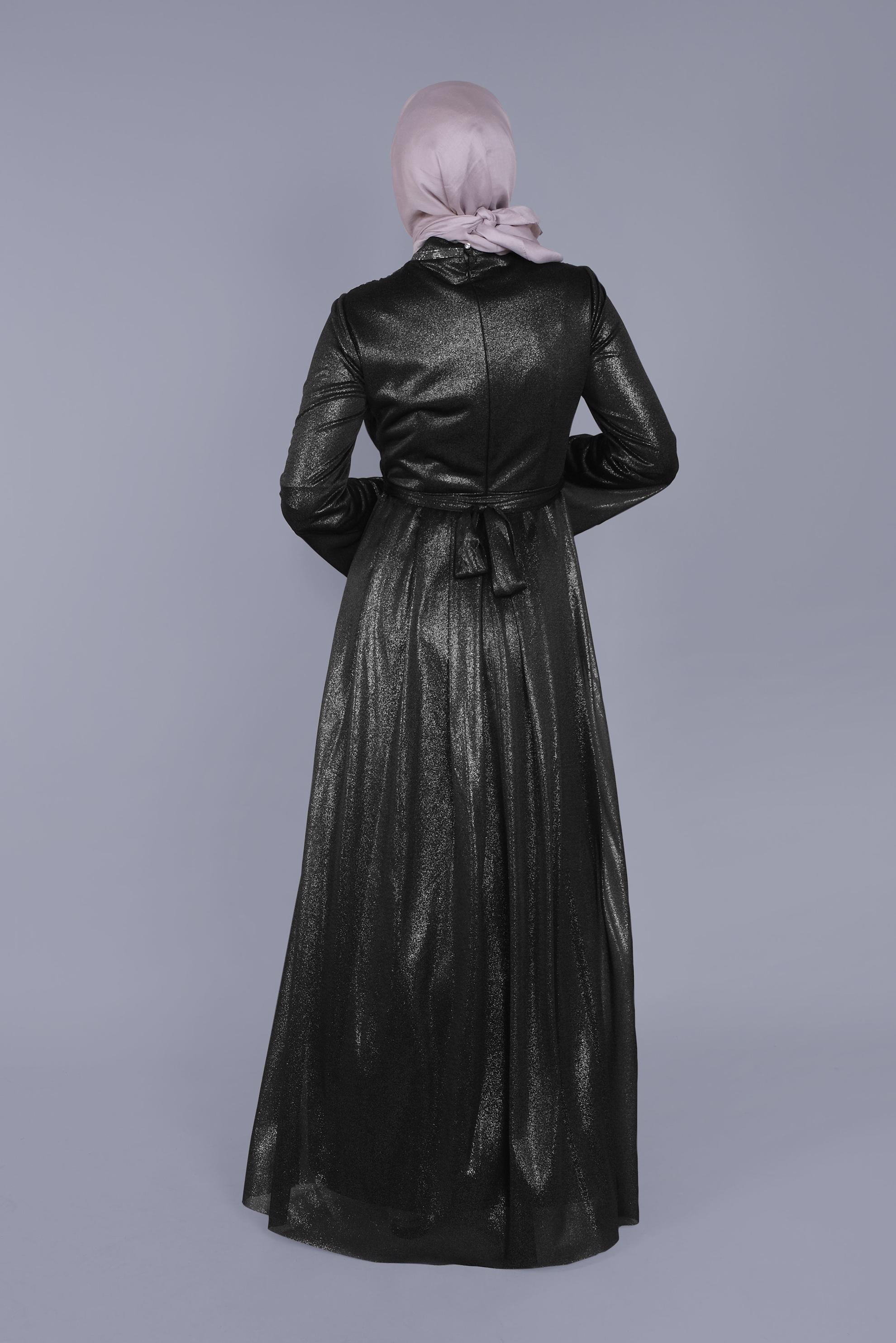 Tesettür giyim SİYAH KUŞAKLI TAŞ BASKILI FOİL ELBİSE 40771