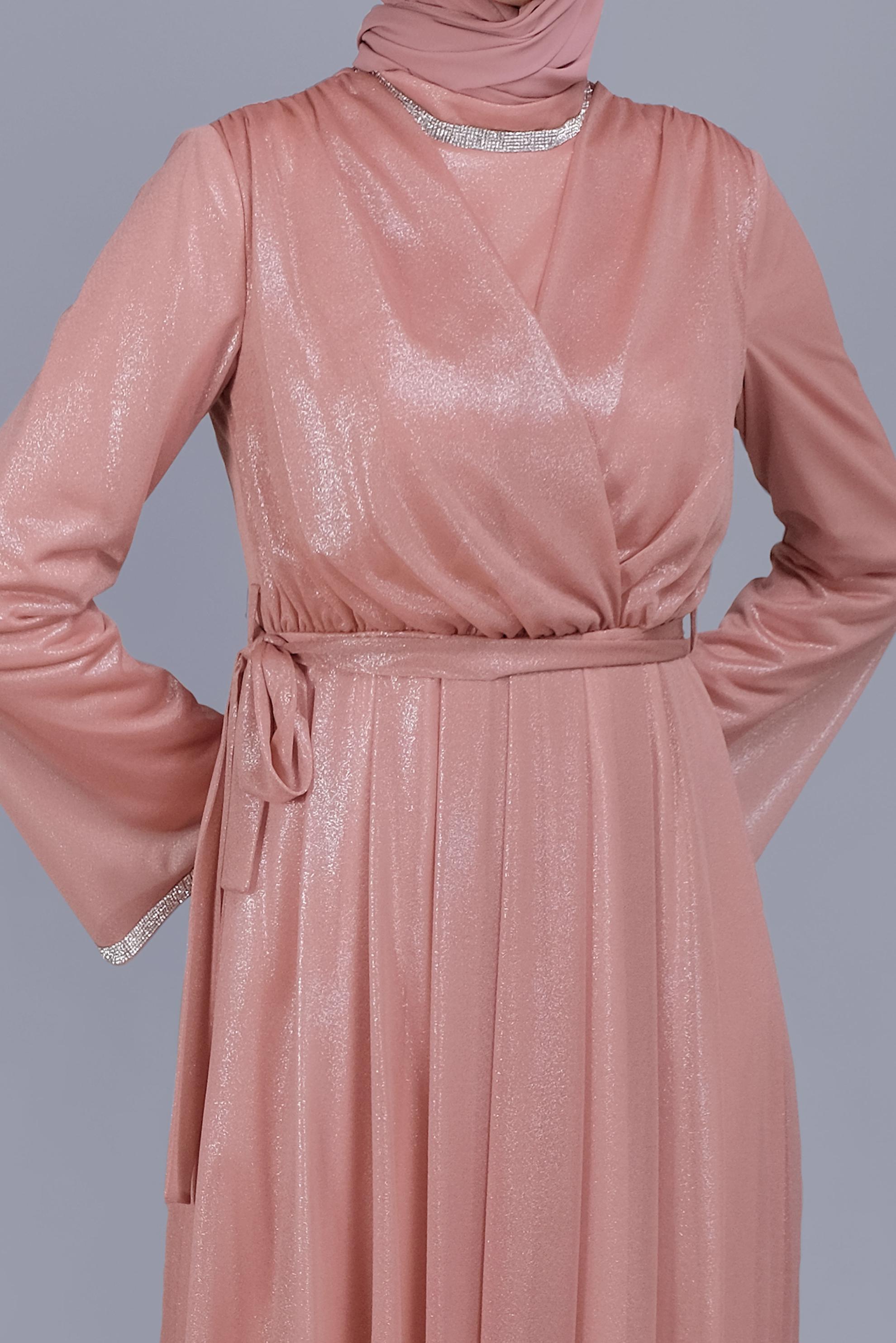 Tesettür giyim PUDRA KUŞAKLI TAŞ BASKILI FOİL ELBİSE 40771