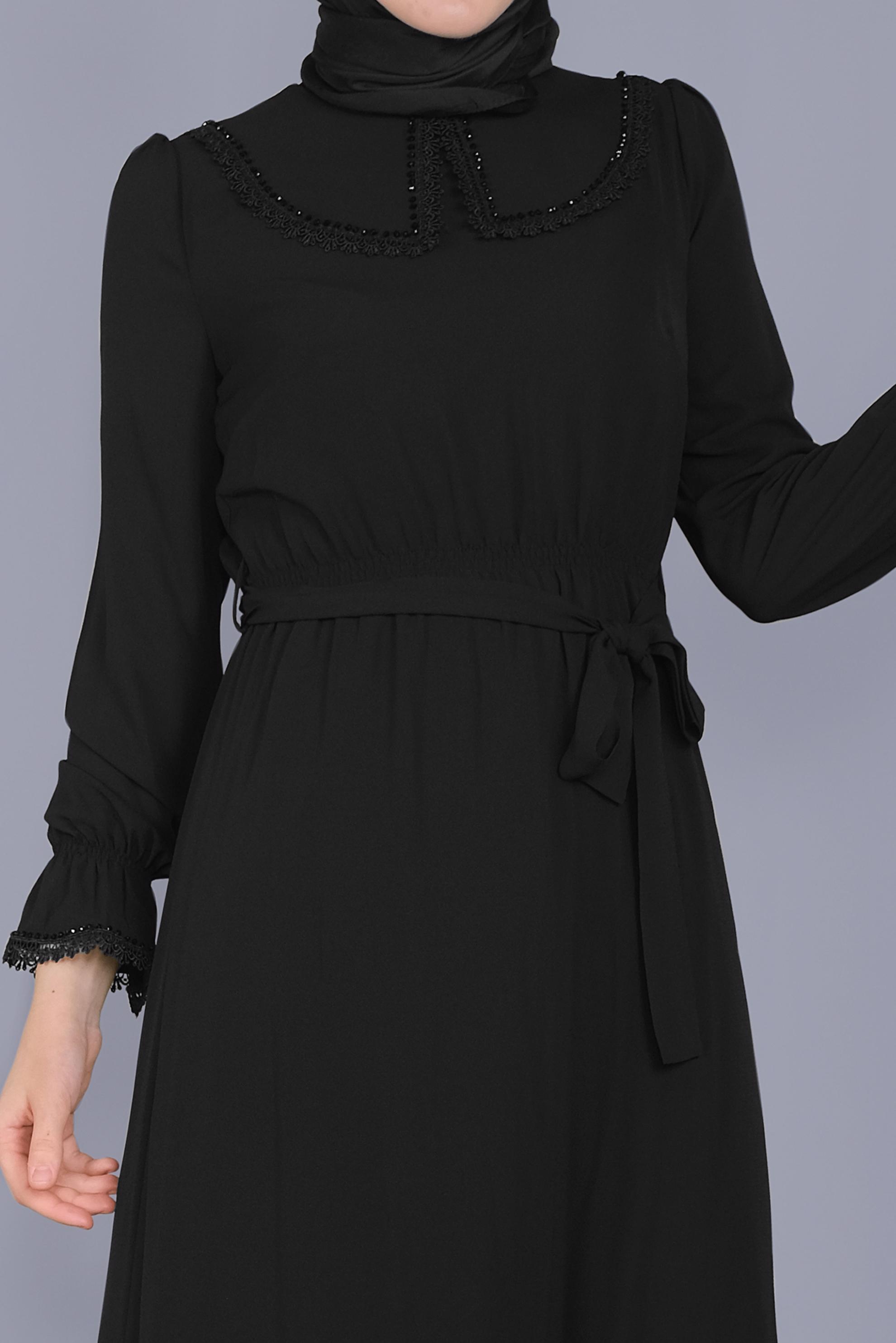 Tesettür giyim SİYAH BONCUKLU NAKIŞLI MANŞETLERİ LASTİKLİ ELBİSE 40800 
