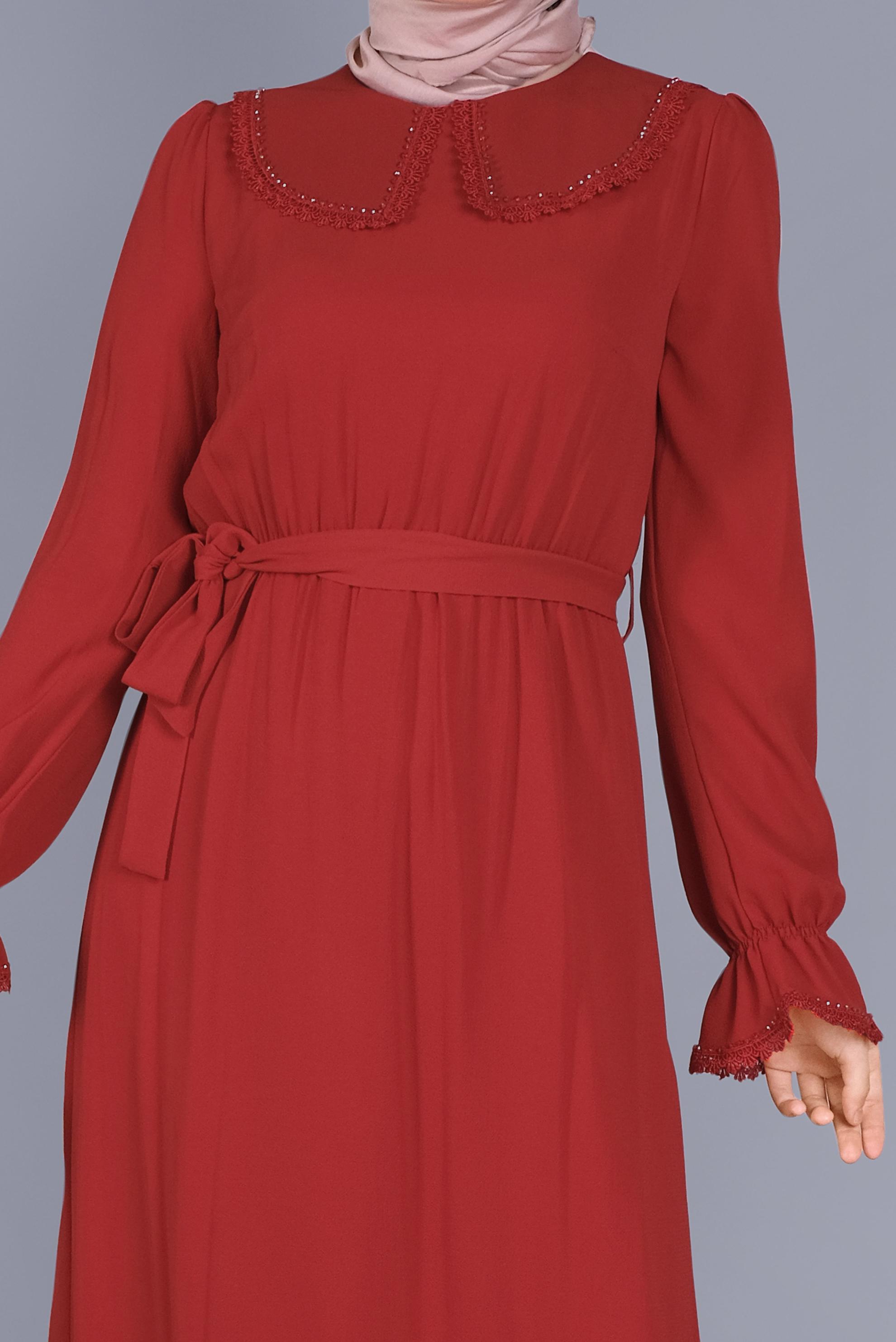 Tesettür giyim KIRMIZI BONCUKLU NAKIŞLI MANŞETLERİ LASTİKLİ ELBİSE 40800 